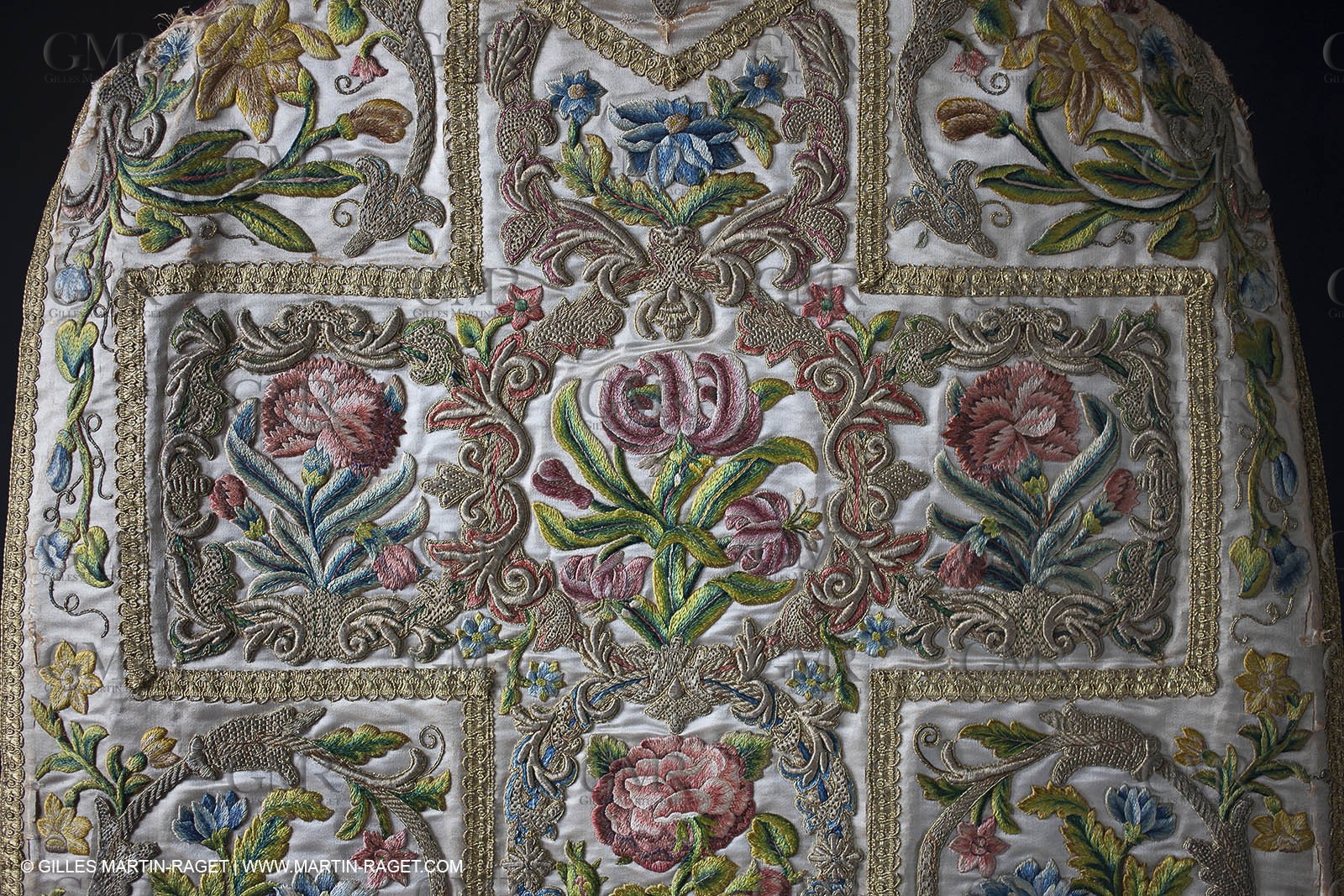 04 02 2013 - Marseille(FRA,13), Notre Dame de la Garde, liturgical clothing