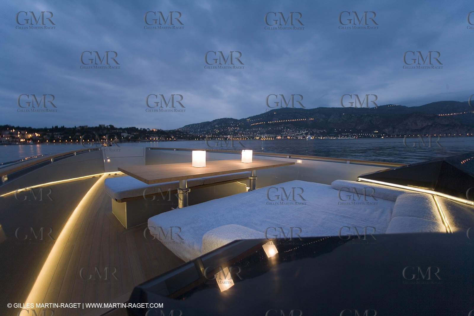 29 09 2007 - St Jean Cap Ferrat - Wally Yachts - Wally Power 70 - Lau Lau