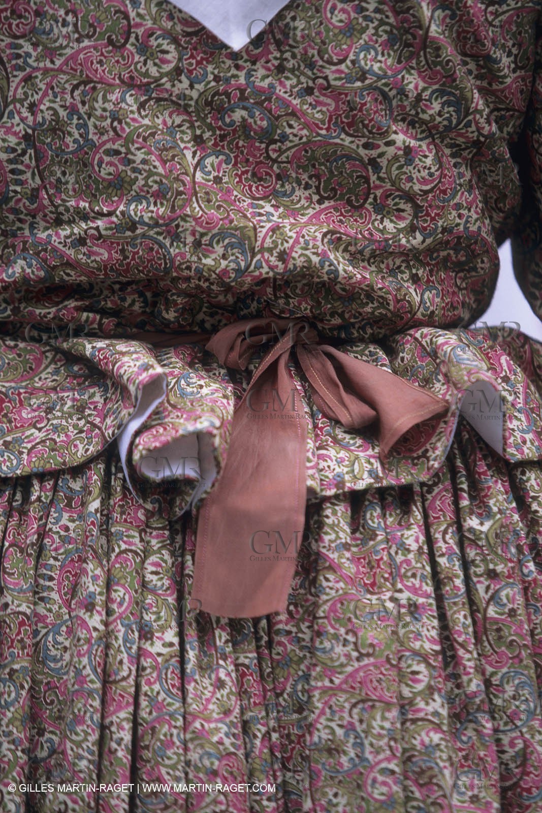 France, Provence, Traditions, Boutis et piqués, traditional cloths from Provence