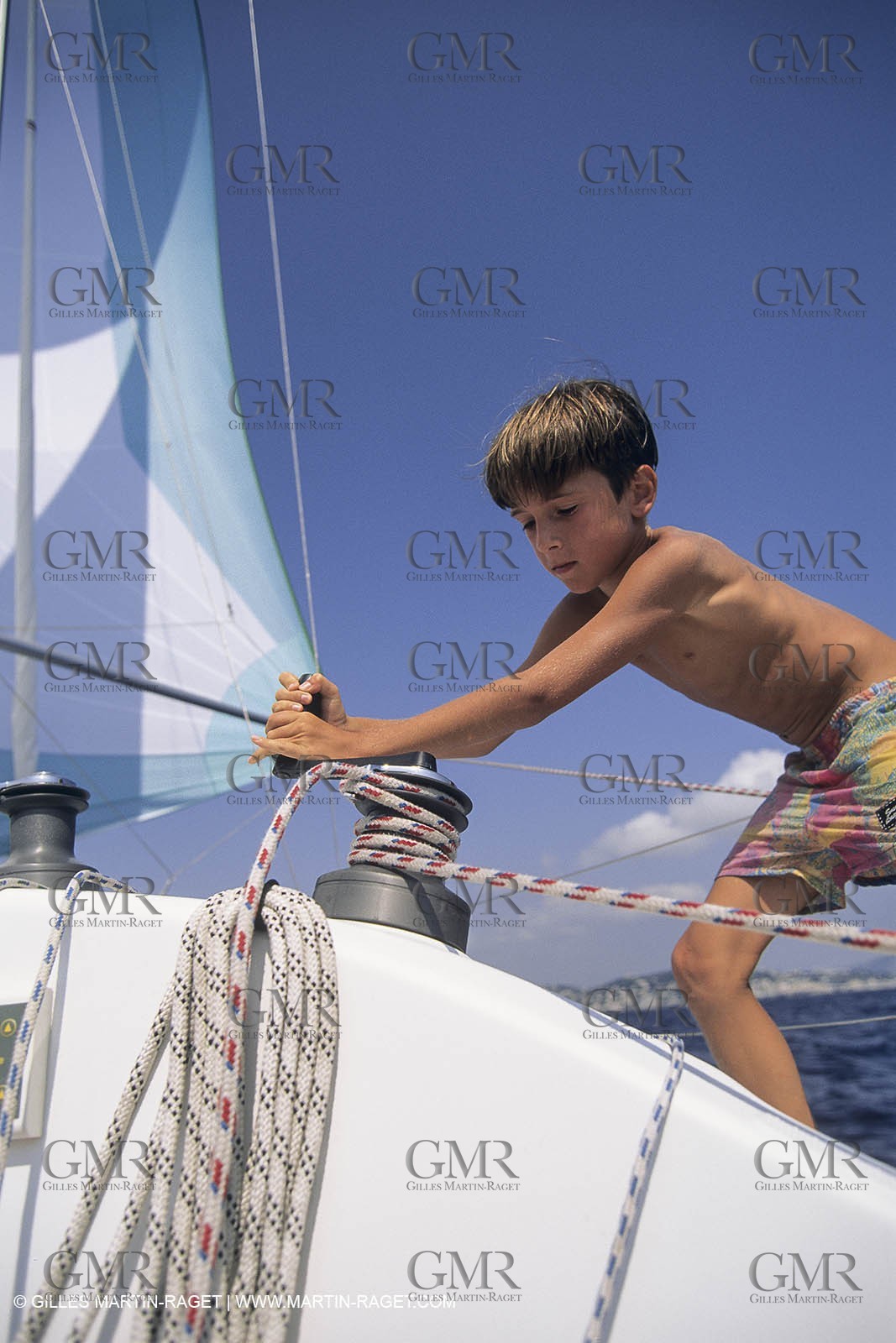 Sailing, cruising, people, children
