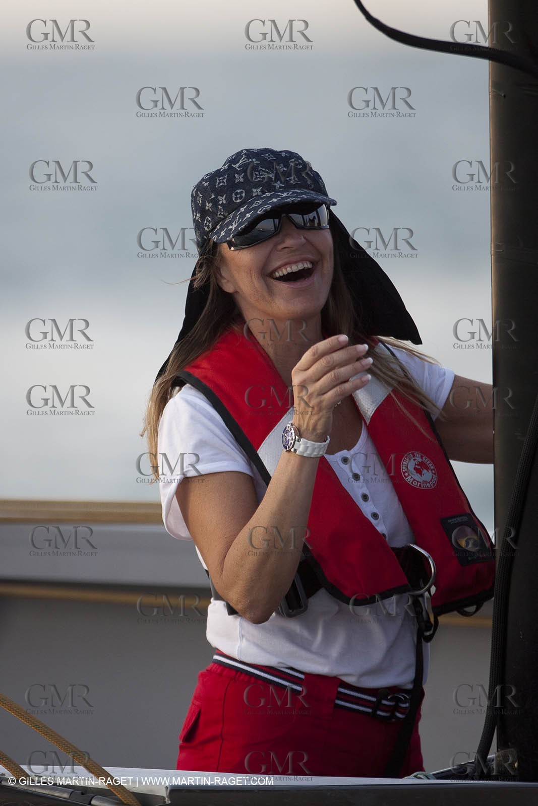 22 11 2010 - Dubai (UAE) - Dubai Louis Vuitton Trophy - Round 2 -  BMW ORACLE Racing Vs Emirates Team New Zealand