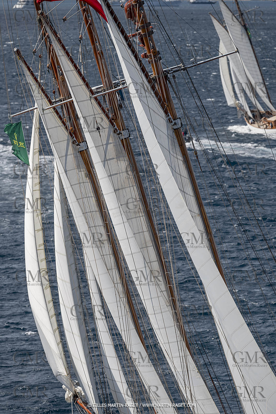 28 09 2022? Saint-Tropez,(FRA,83), Les Voiles de Saint-Tropez 2022 Régate N° 2 poup les modernes, navigation libre pour les grandes goélettes