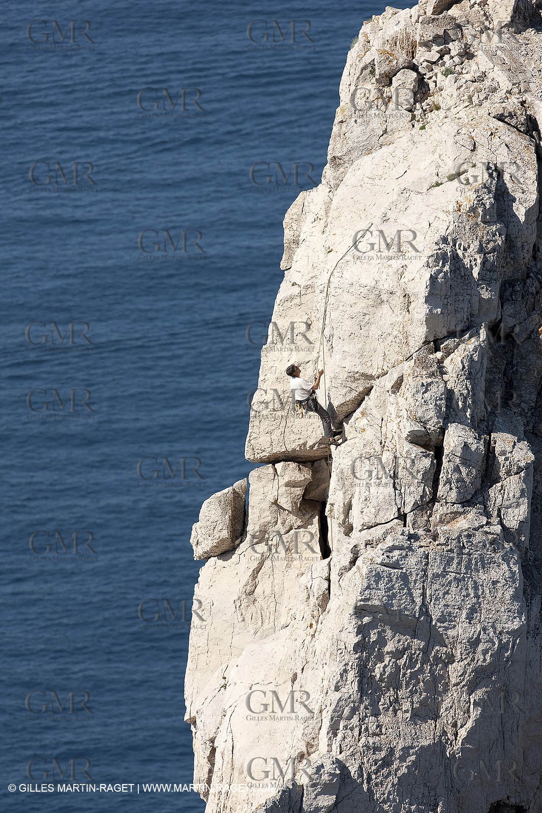 18 04 2009 - Marseille (FRA, 13) - Les Calanques - East side of rocher des Goudes