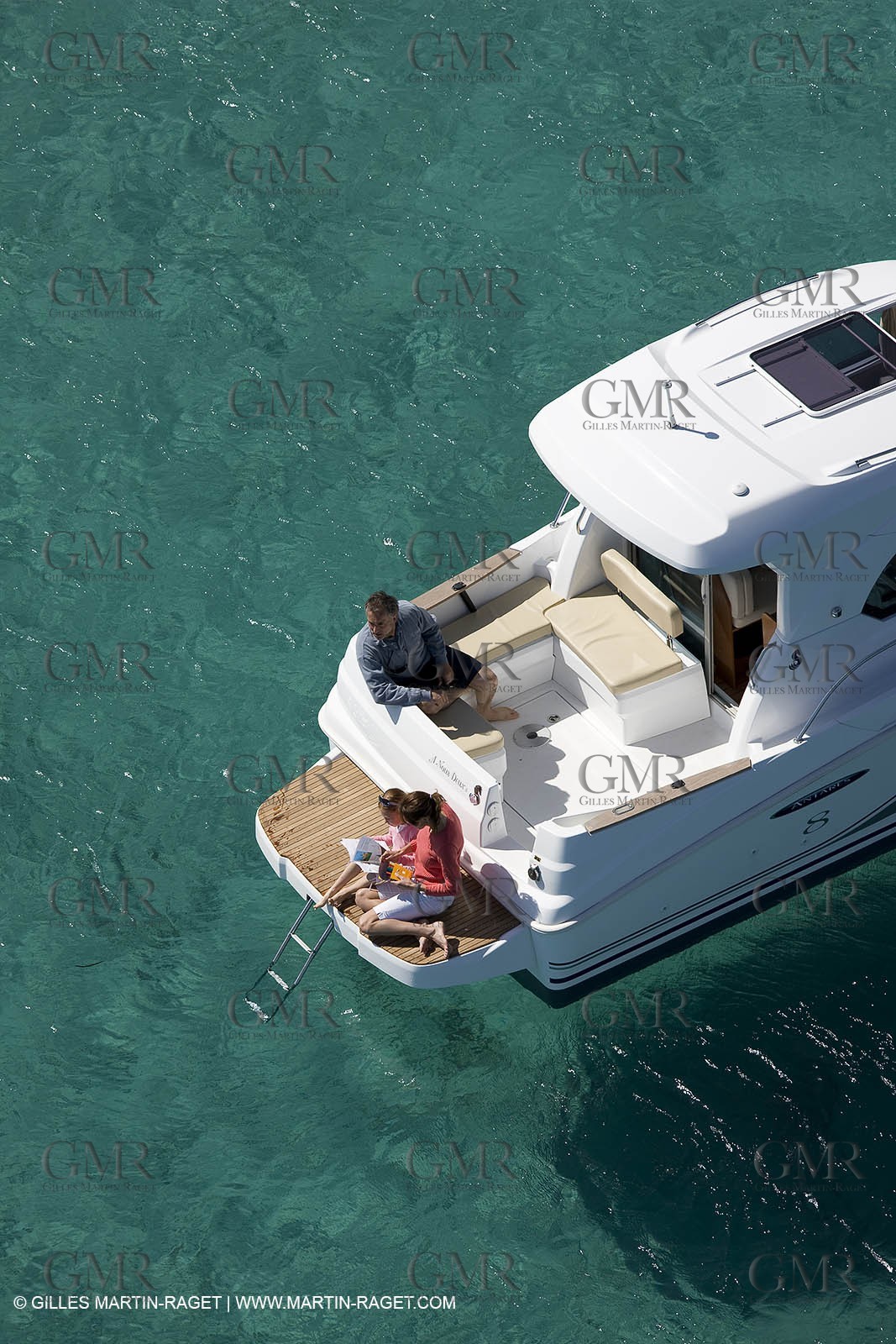 15 04 2008 - Porquerolles (Fra, 83) - Beneteau - Antares 8