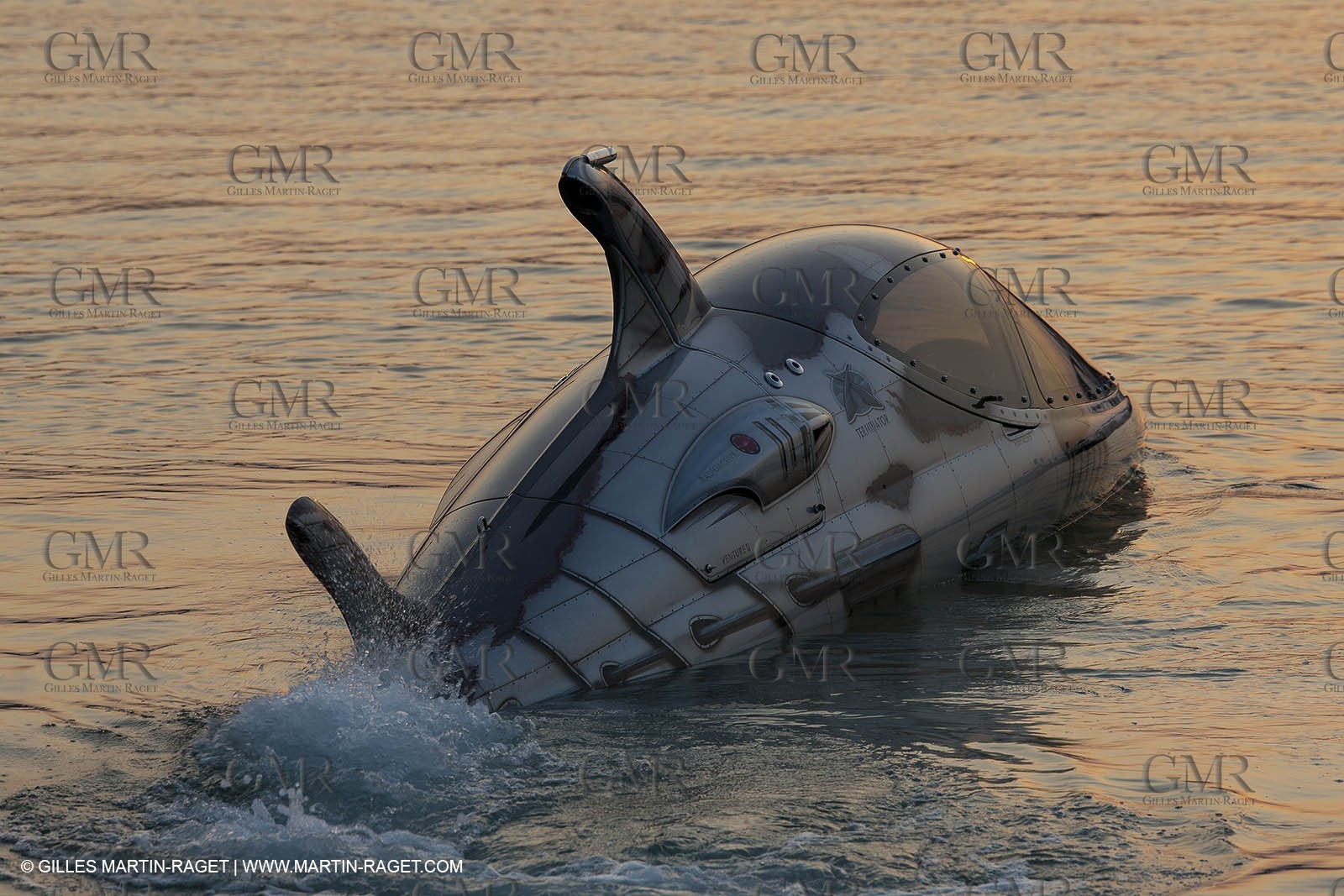 21 11 2010 - Dubai (UAE) - Dubai Louis Vuitton Trophy - Round 2 -  BMW ORACLE Racing