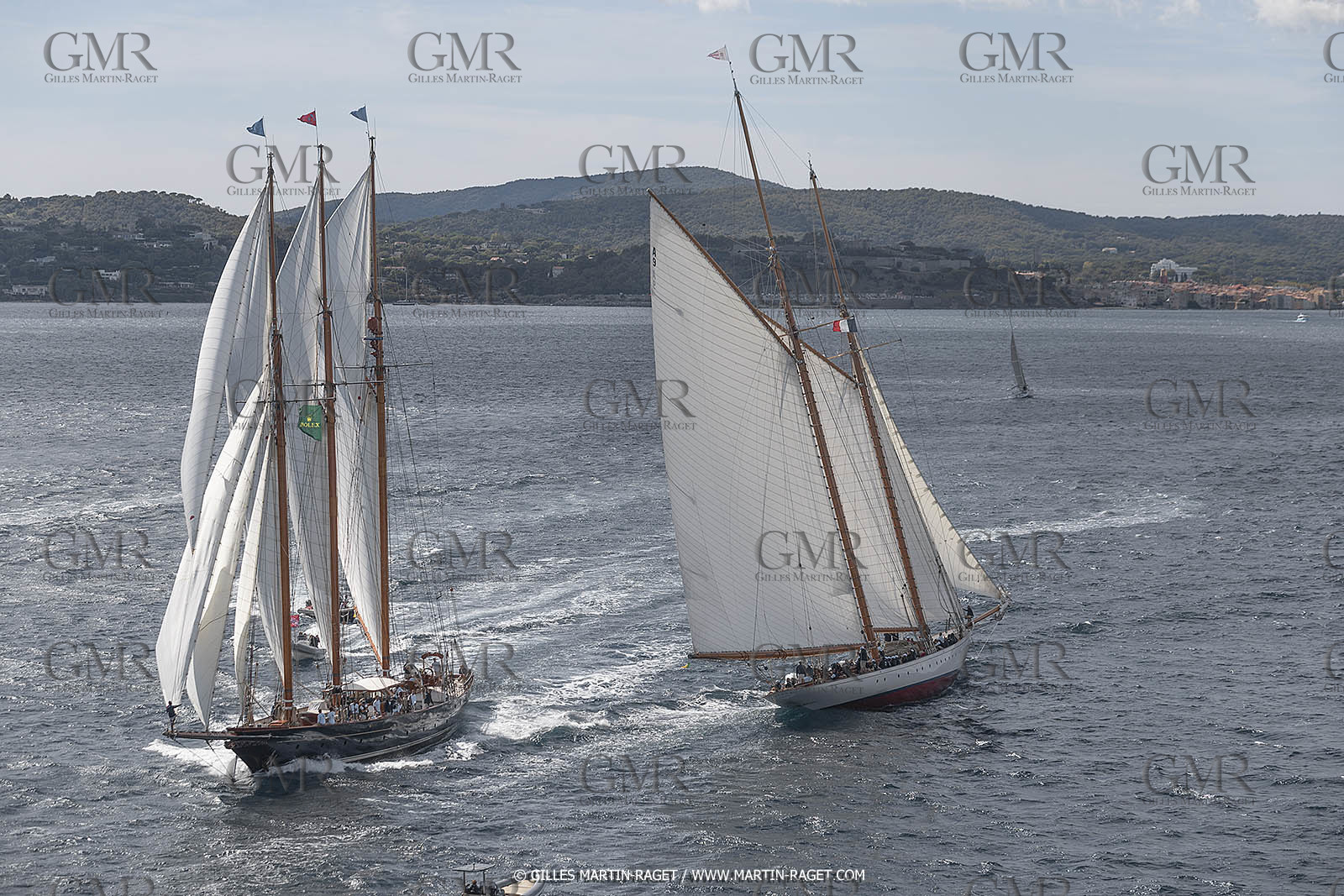 28 09 2022? Saint-Tropez,(FRA,83), Les Voiles de Saint-Tropez 2022 Régate N° 2 poup les modernes, navigation libre pour les grandes goélettes