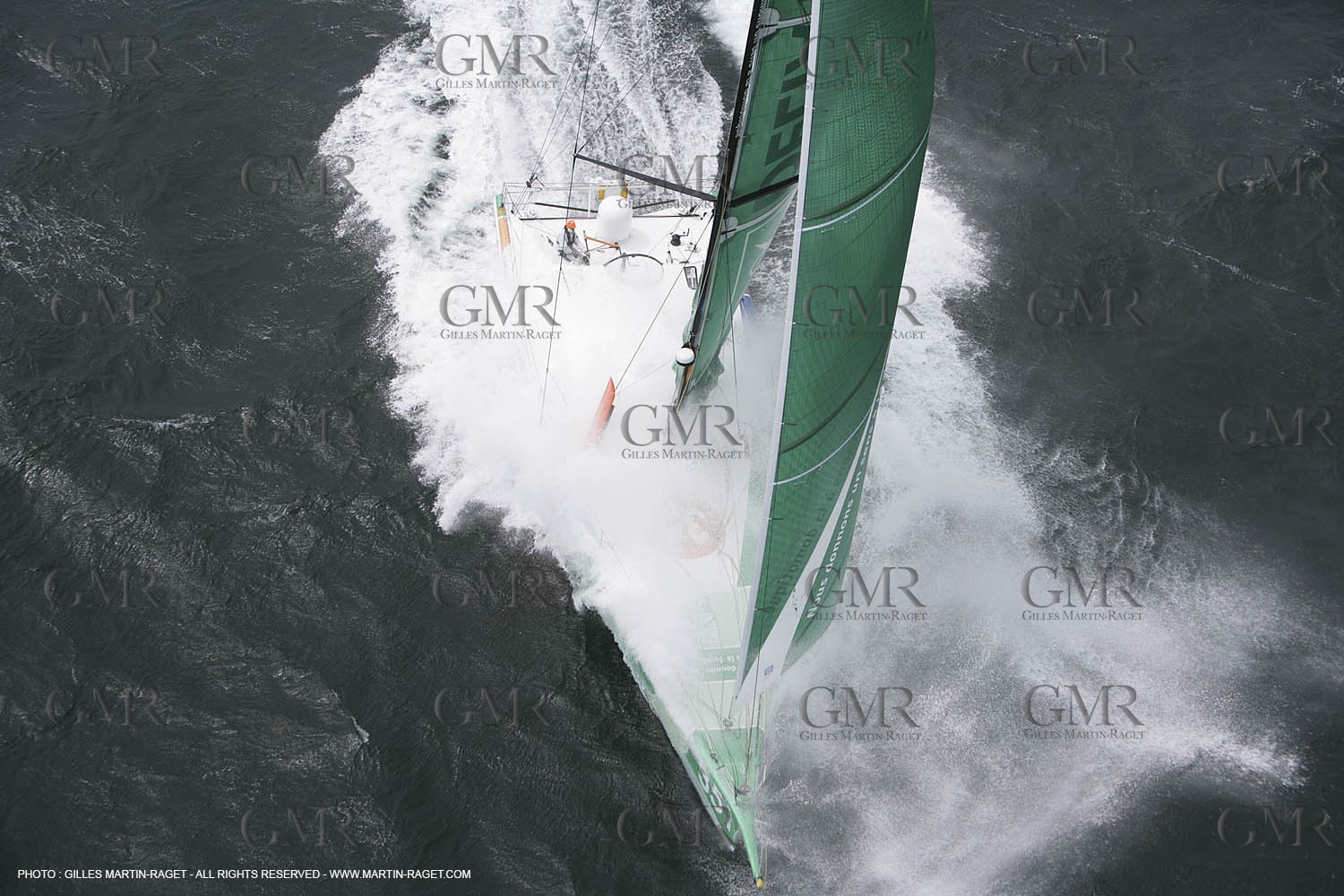 21 06 2007 - Bell Ile en mer (South Britanny, France) - IMOCA Monohulls - Delta Dore (Jeremie Beyou) sea trials