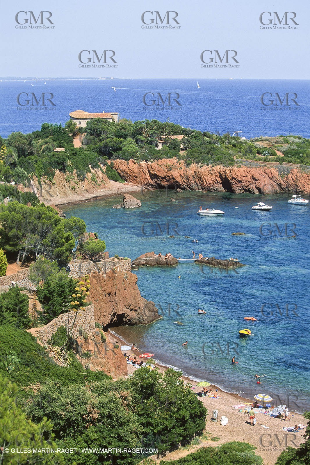 France - Côte d'Azur - Esterel cliffs