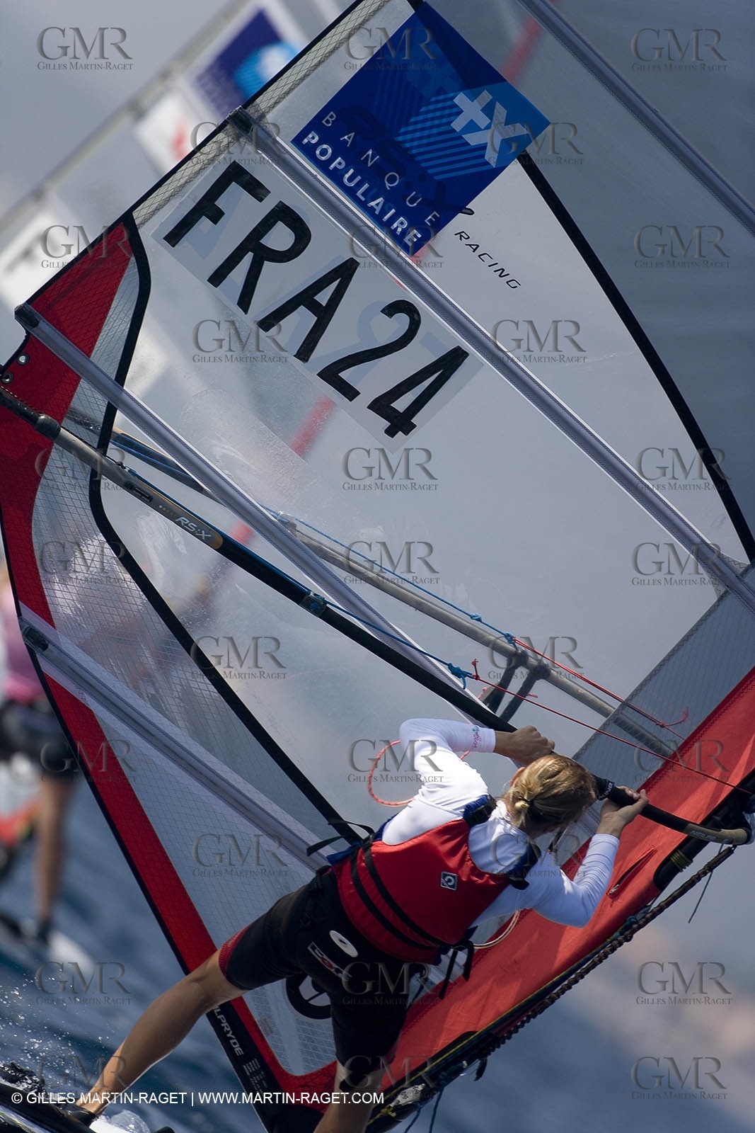 24 04 2007 - Semaine Olympique Française 2007 - Hyères - Jour 3 - Team France - RS:X - Lise Vidal