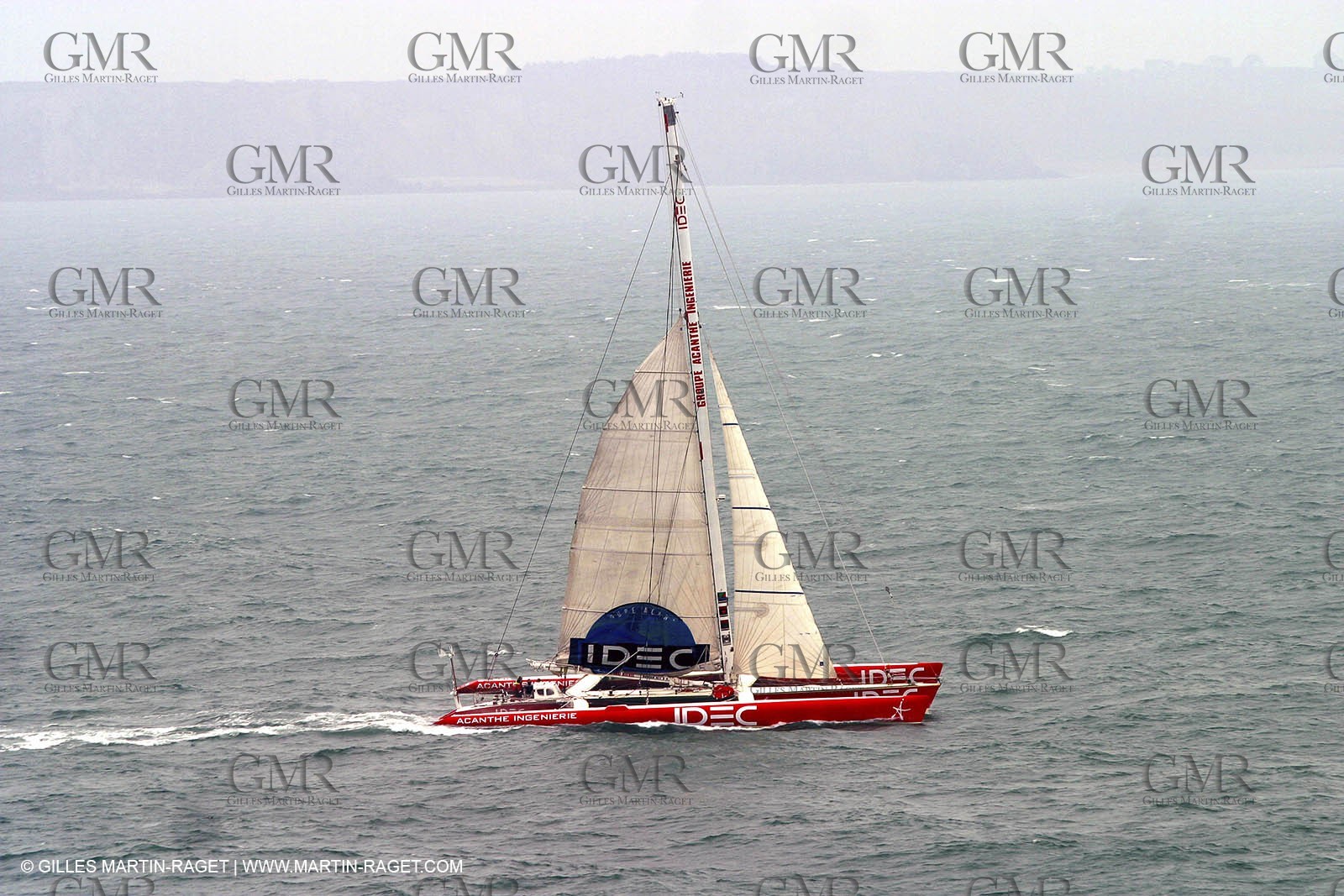 Record autour du monde solo - Idec - Francis Joyon - Arrivée à Brest