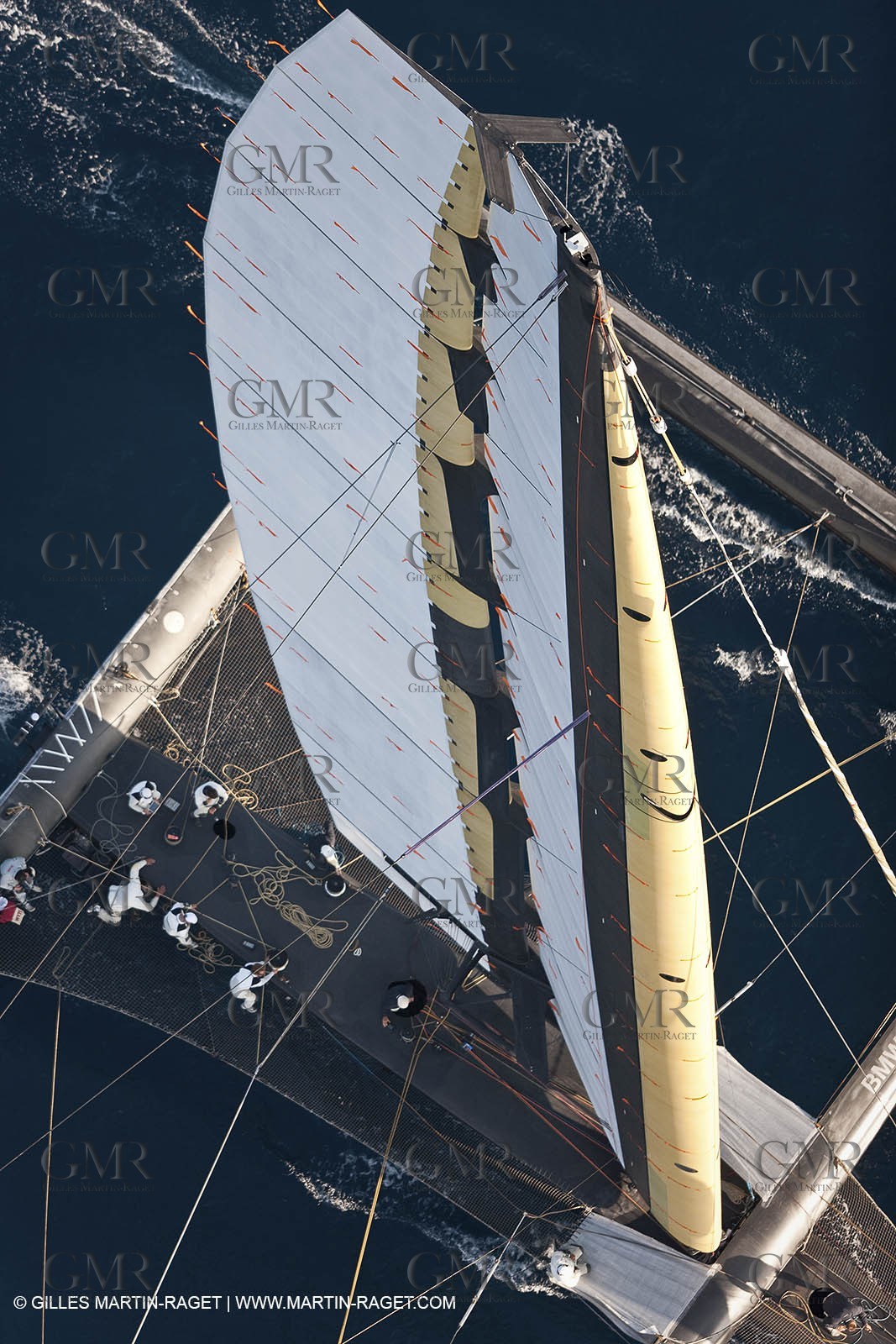 20 11 2009 - San Diego (USA, CA) - 33rd America's Cup - BMW ORACLE Racing - Wing trials, Day 7