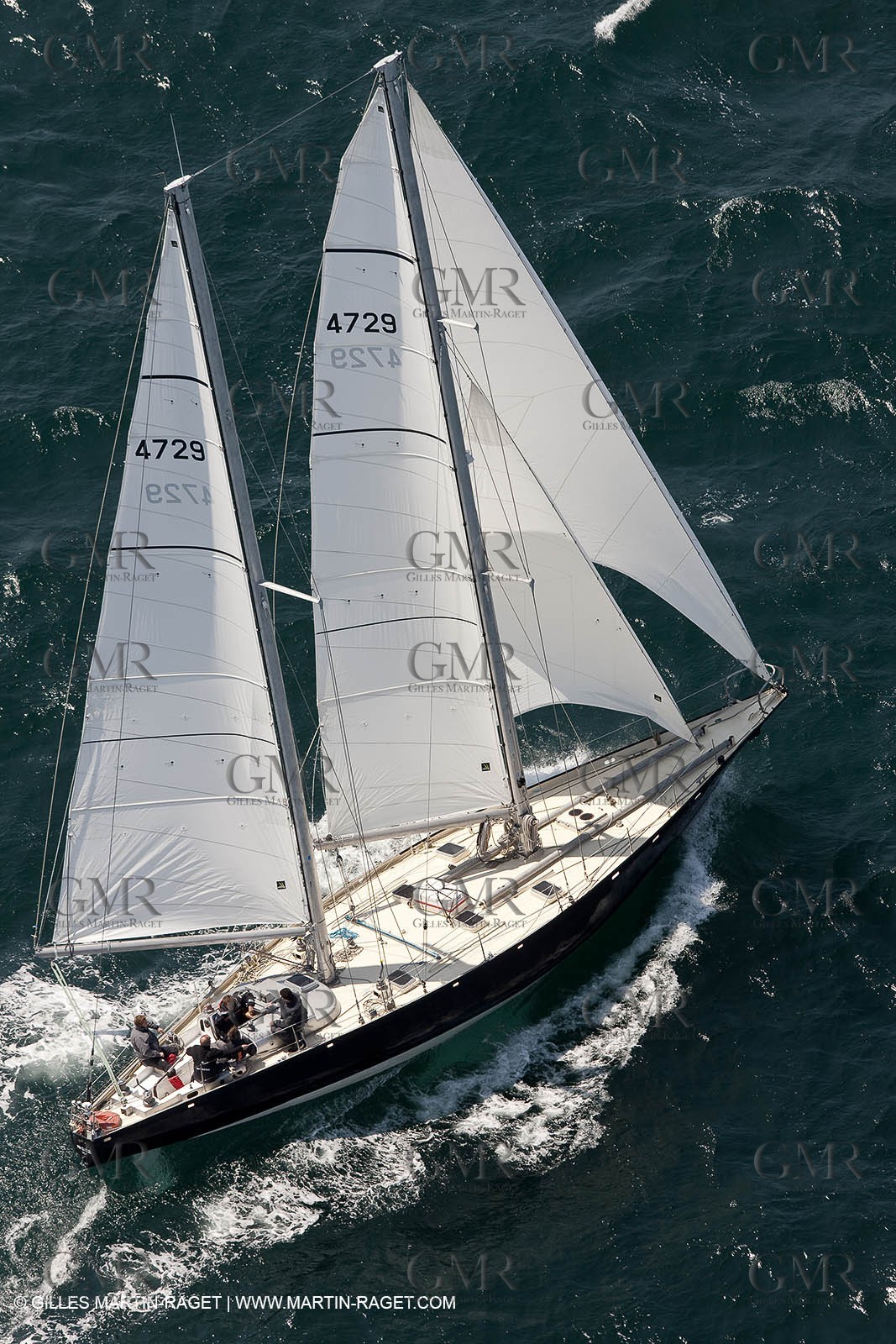 19 05 2010- Lorent- (FRA,56)  -  Pen Duick III