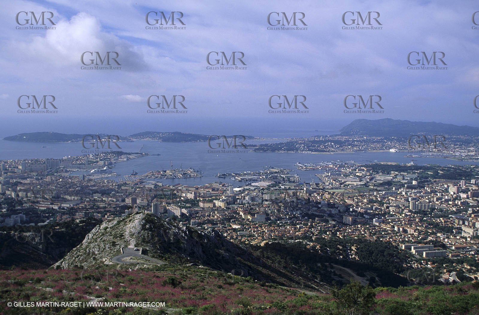 Toulon.
