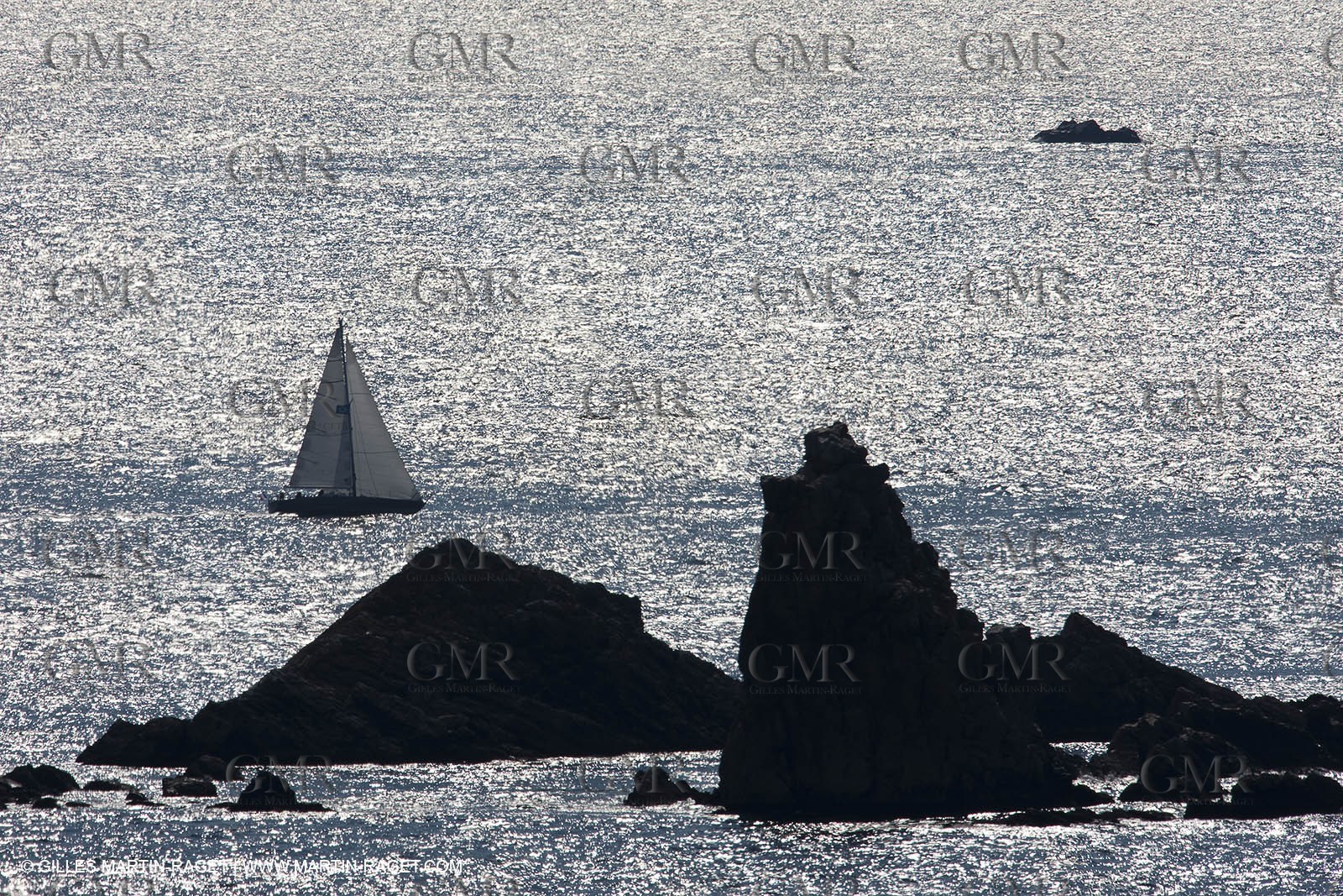 19 05 2010 - Brest (FRA,29) -  Pen Duick V in the Brest straight