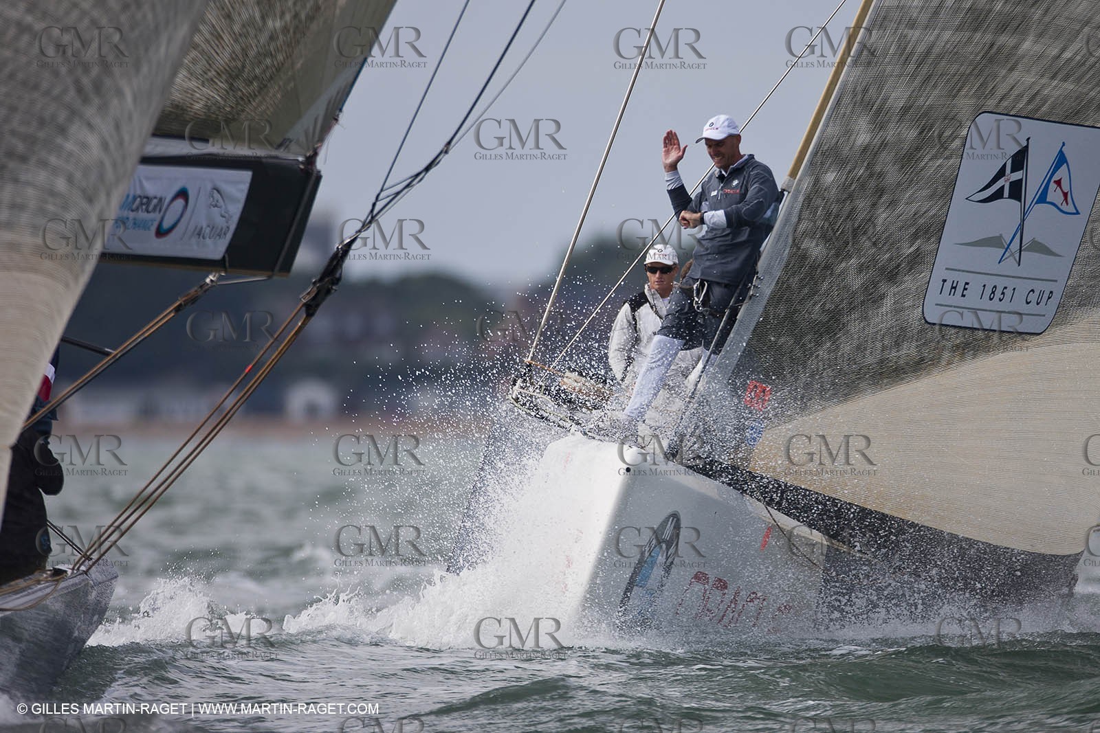 02 08 2010 - Cowes (UK, IOW) - The 1851 Cup -  BMW ORACLE Racing - Training Day.