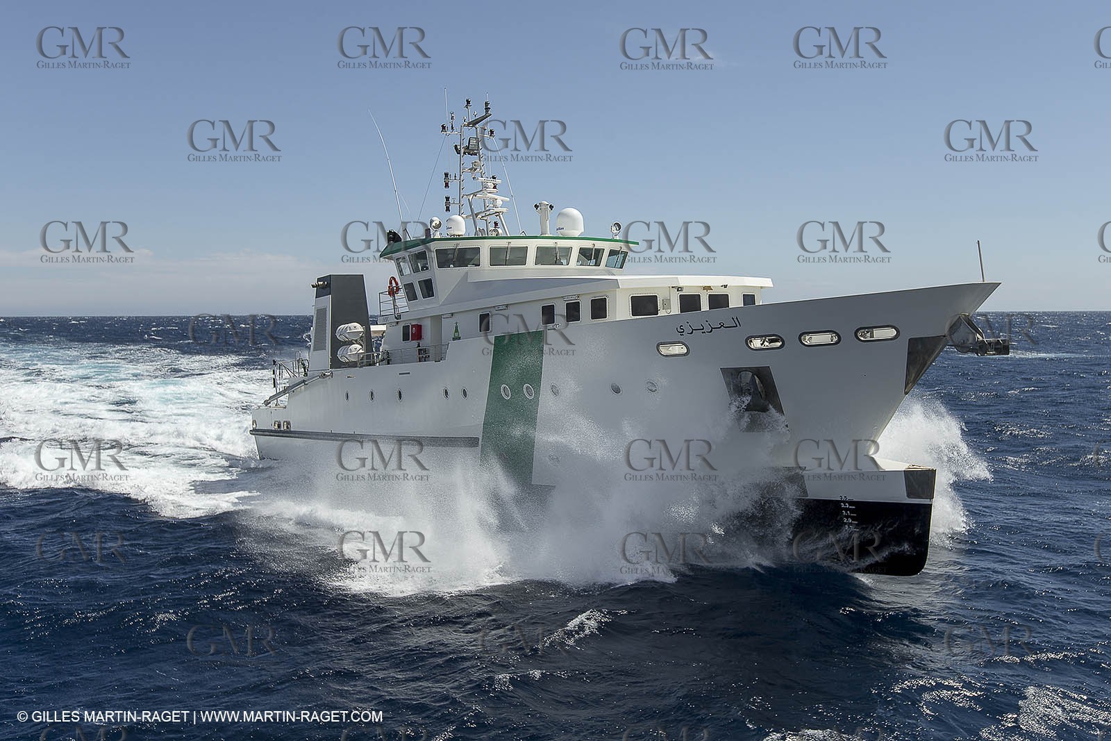 Al Azizi - Chantier H2X - Navires de recherche océanographique - Essais en mer au large de La Ciotat (FRA,13) - 29 07 2014