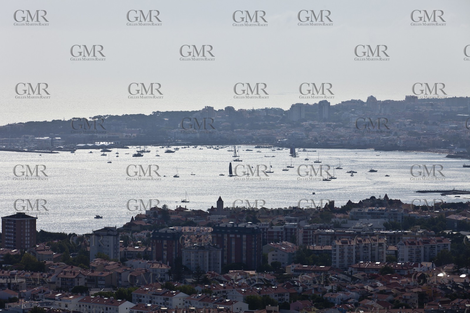 19 03 2011- Auckland (NZL) - 34th America's Cup - AC45 - Emirates Team New Zealand training in a breeze