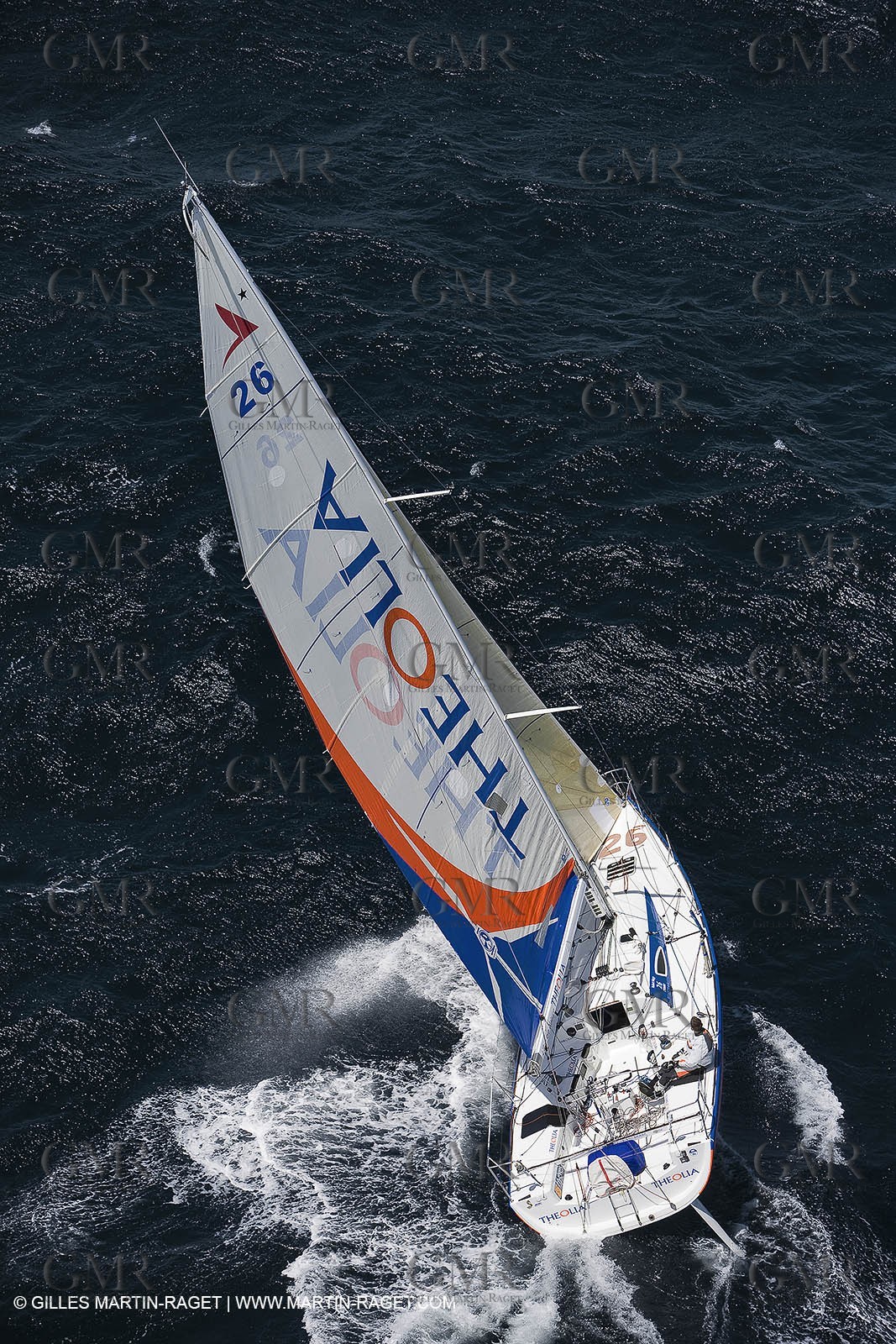 06-26-2007 - FIGARO II - THEOLIA - Skipper : Robert Nagy - Training off Marseille (south France) with strong wind conditions