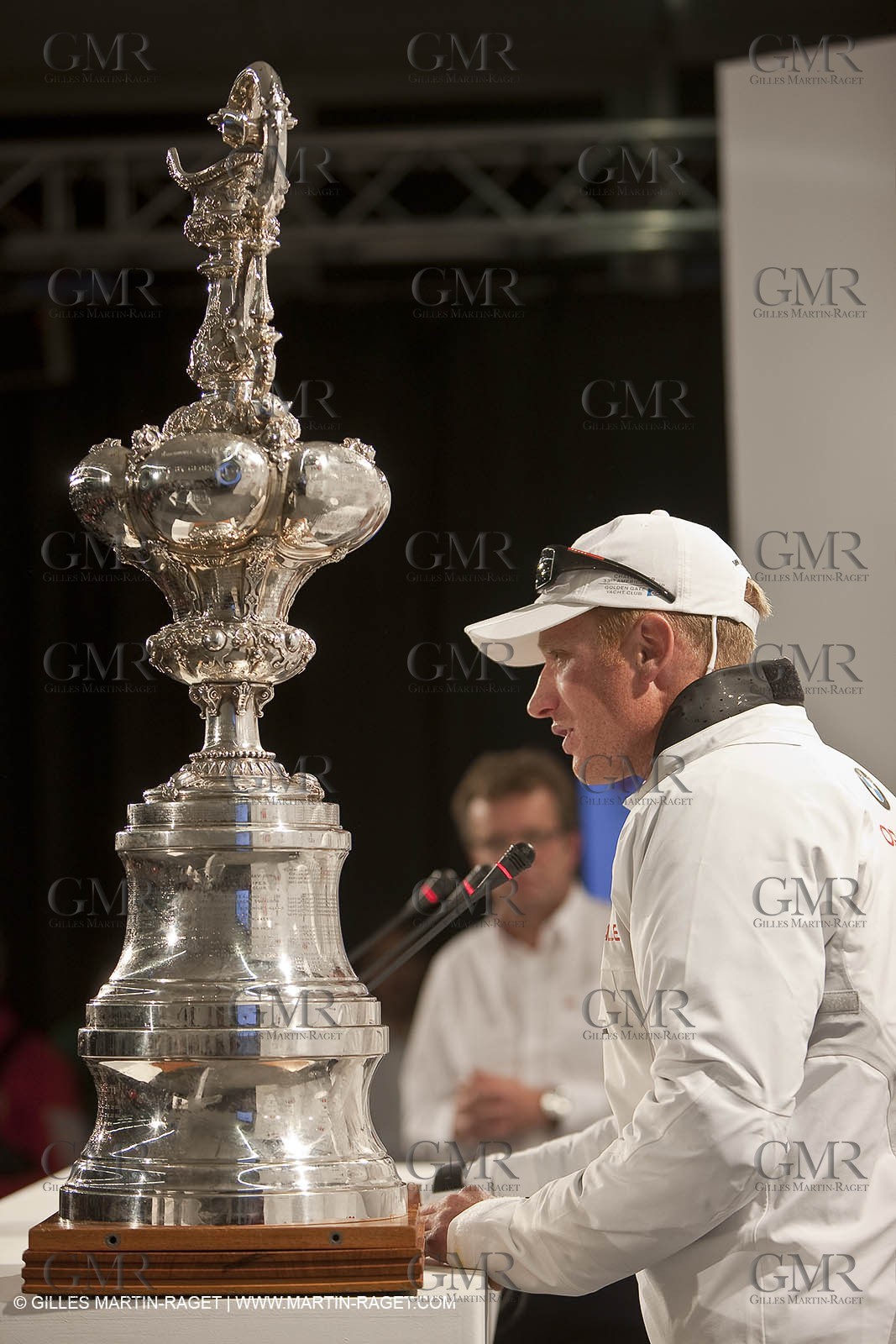 14 02 2010 - Valencia (ESP) - 33rd America's Cup - BMW ORACLE Racing - Race 2