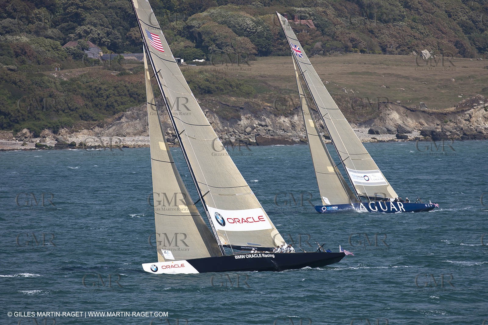 05 08 2010 - Cowes (UK, IOW) - The 1851 Cup -  BMW ORACLE Racing - Round The Island Race - Passing Ste Catherine Lighthouse