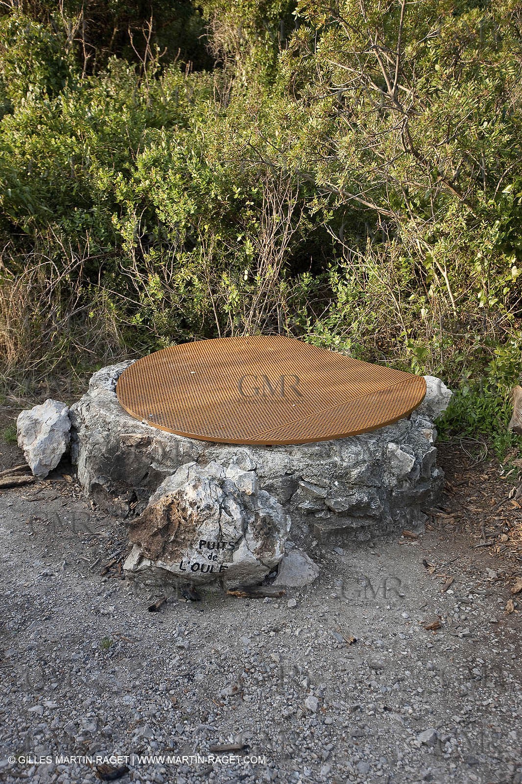 20 03 2009 - Marseille (FRA, 13) - Les Calanques - Vallon de l'oule - Puit de l'Oule