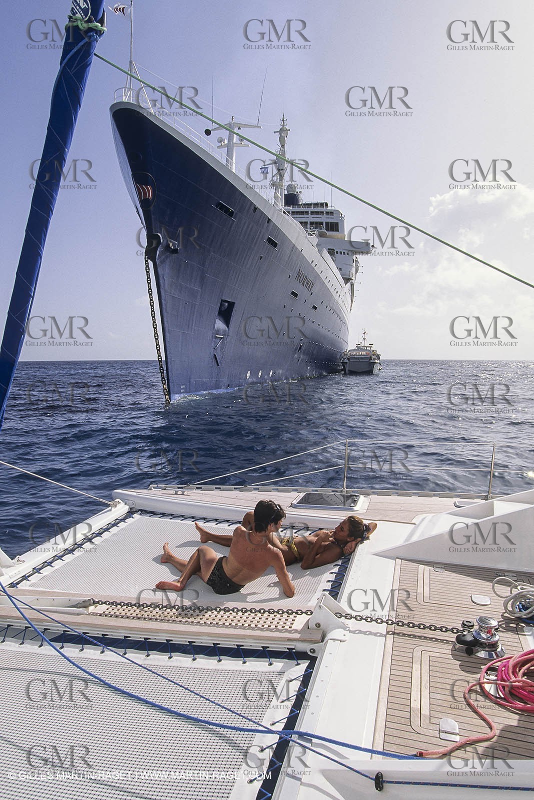 Sailing, cruising, people, women