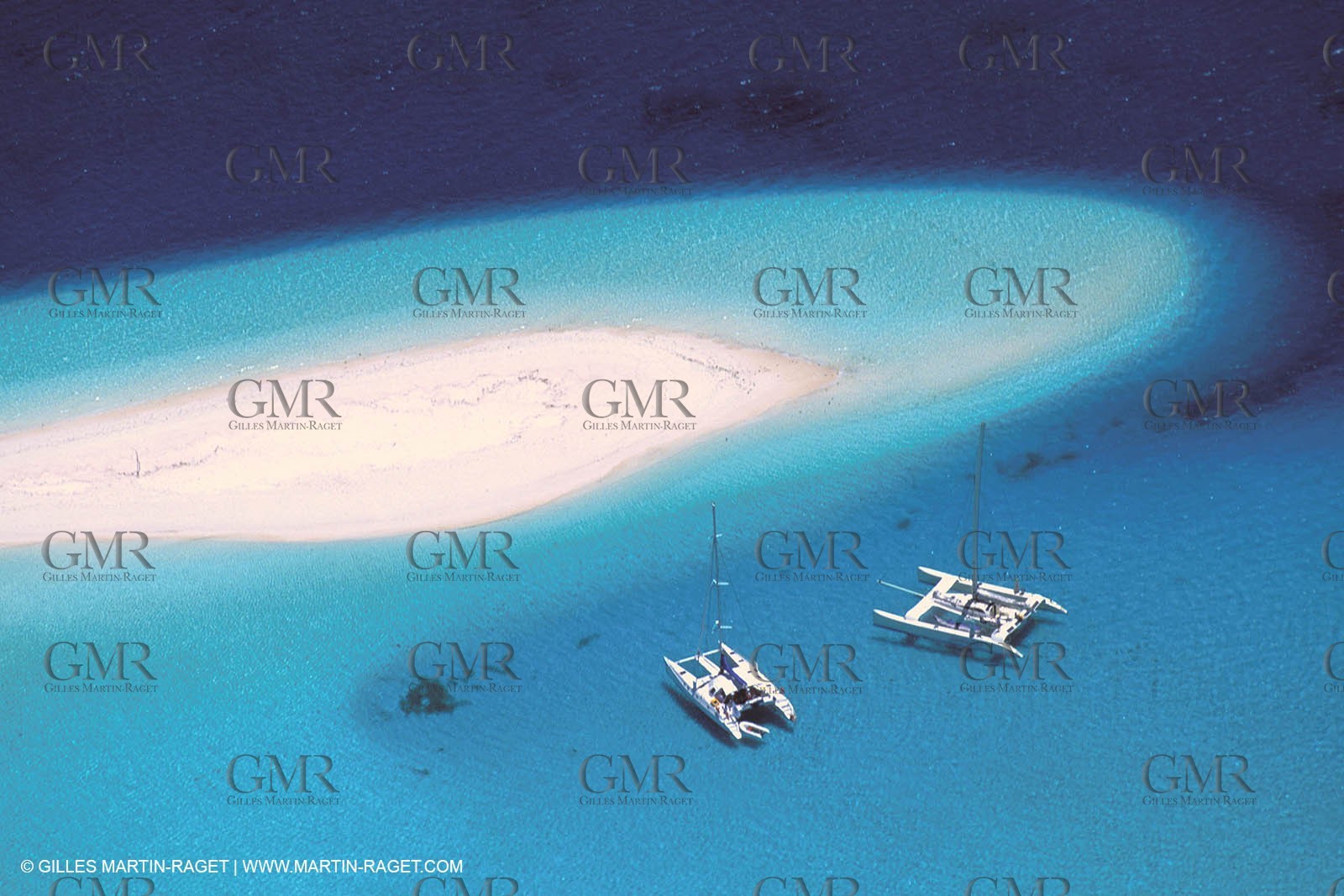 Cruising multihull mooring