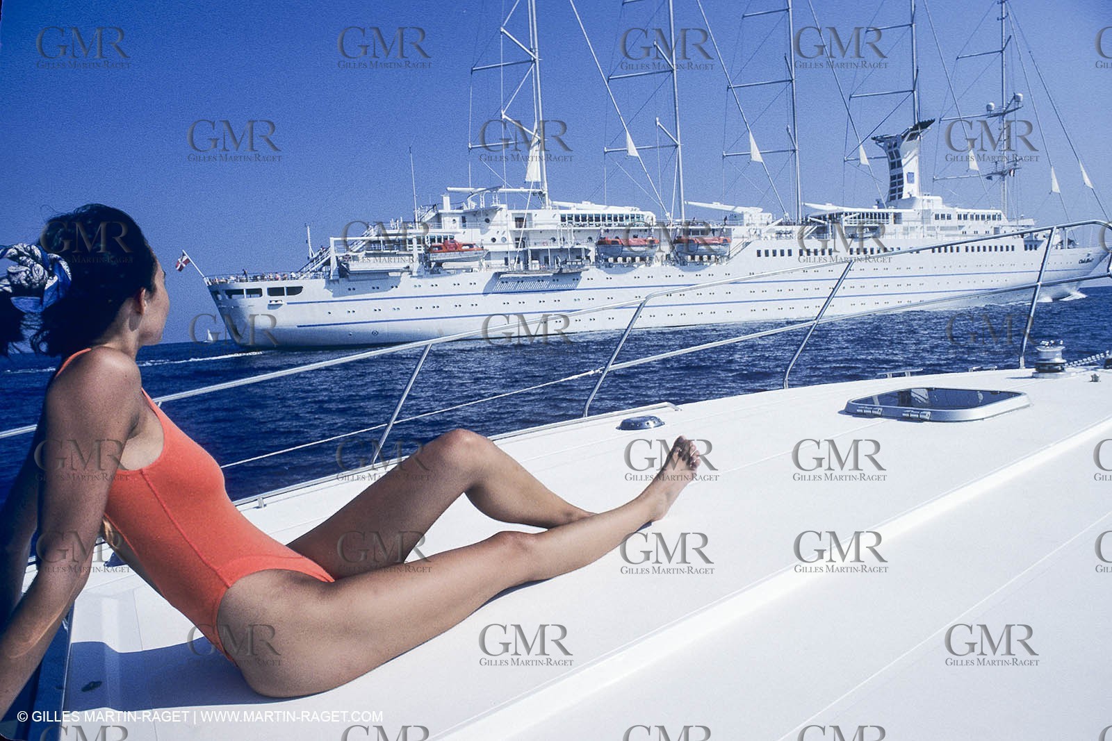 Paquebots, liners, cruise ships