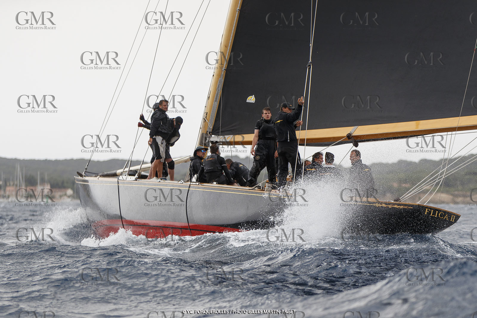 19 06 2024, Porquerolles Island (FRA), Championnat du monde des 12 m JI 2024, Race Day 1
