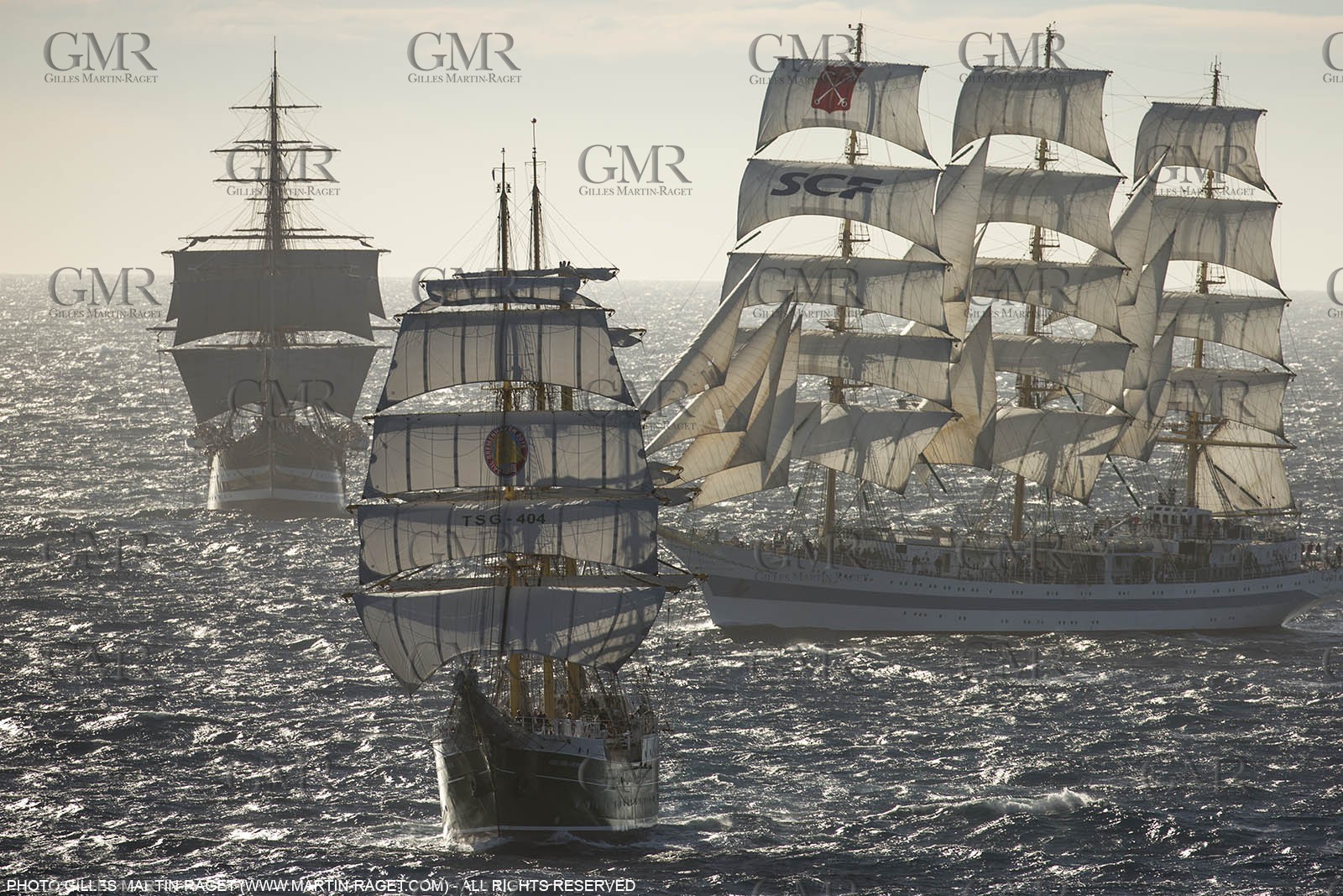 30 09 2013 - Toulon (FRA,83) - Toulon Voiles de Légende - Start towards La Spezia
