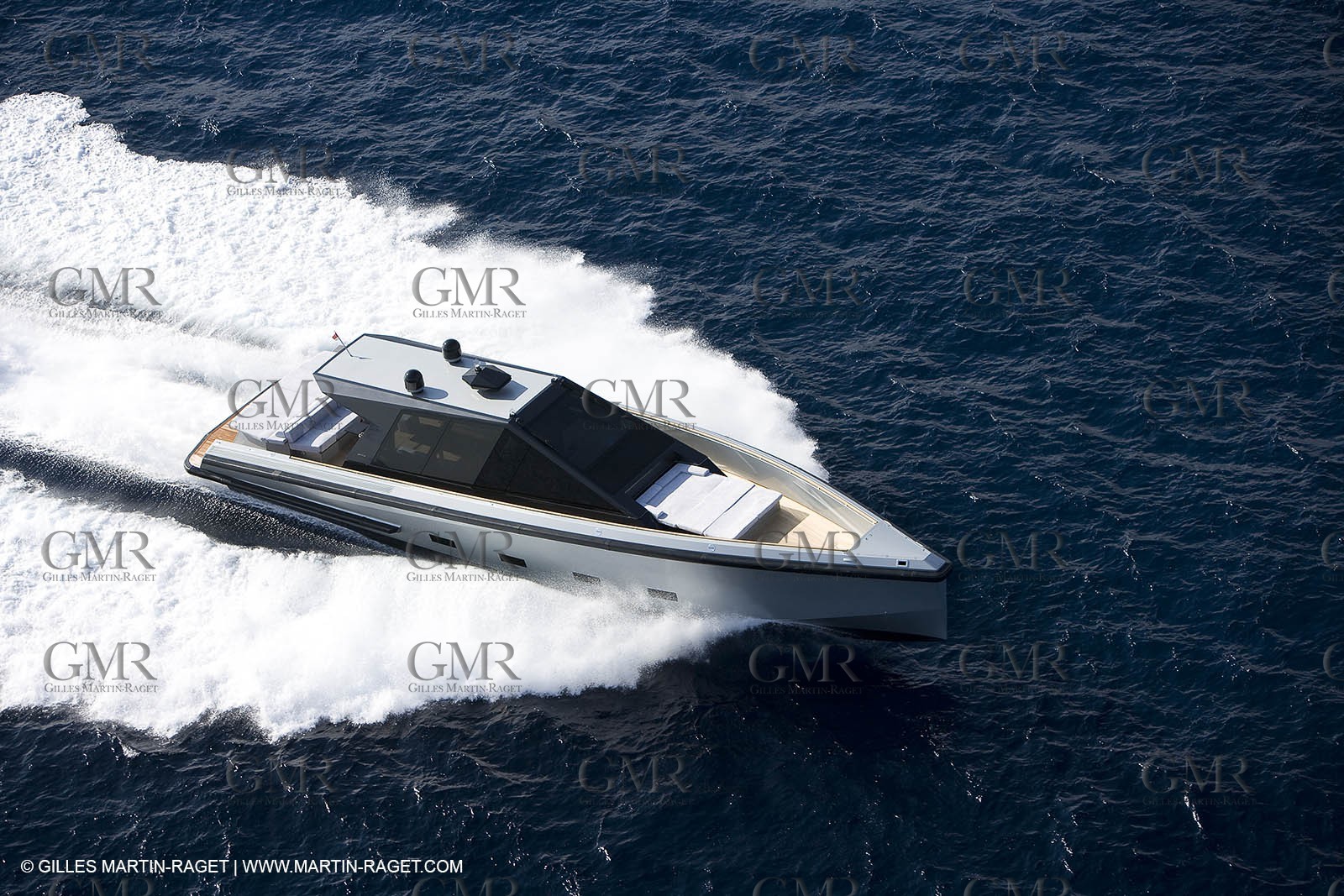 29 09 2007 - St Jean Cap Ferrat - Wally Yachts - Wally Power 70 - Lau Lau