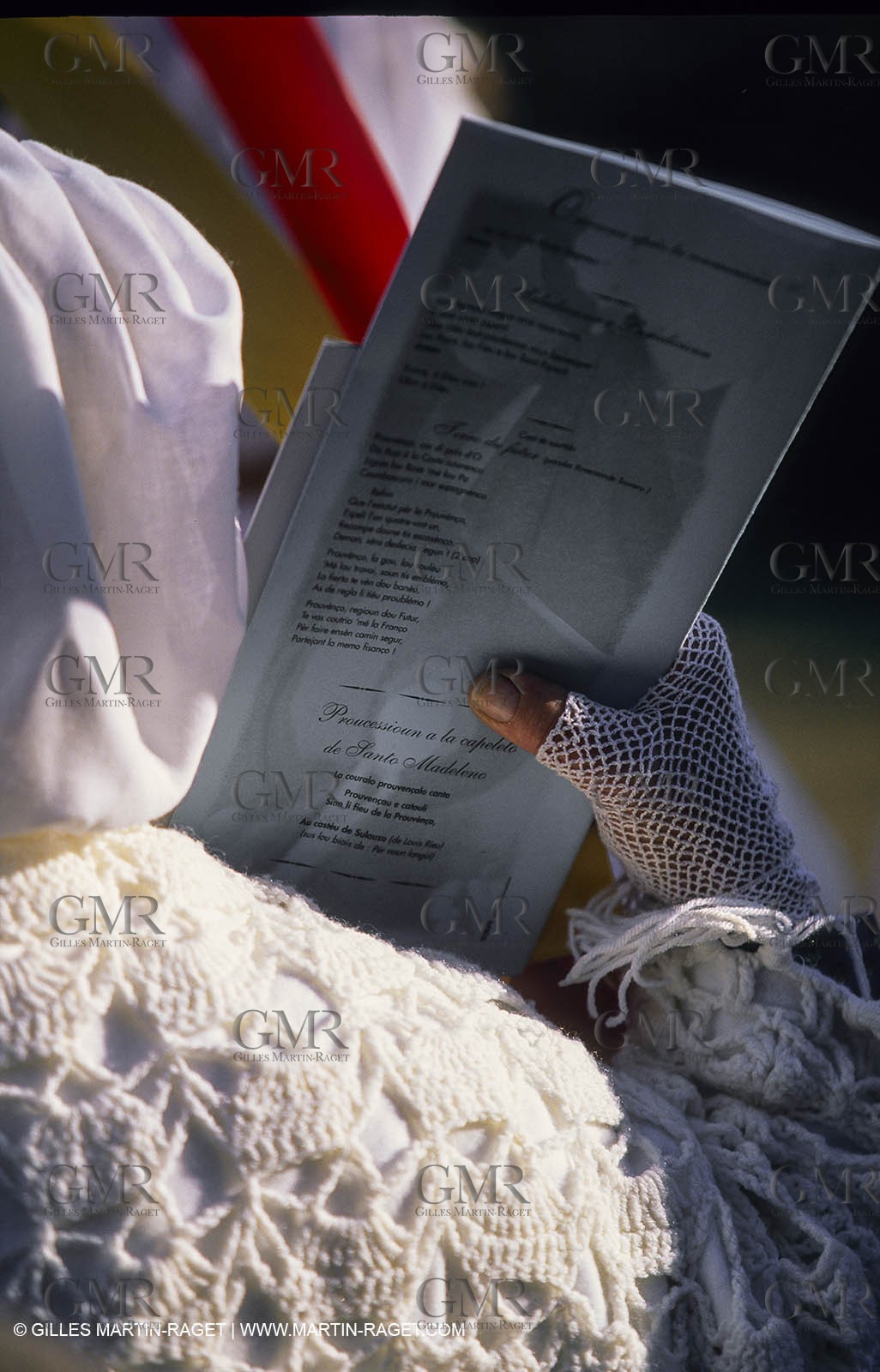 Arles (FRA,13) - Costume from Arles Fest