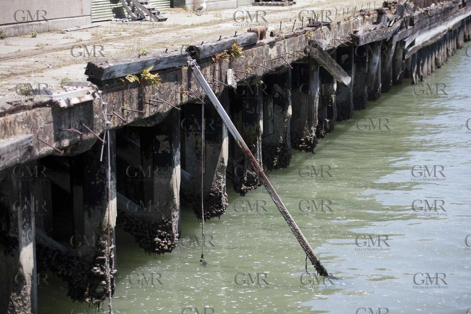 07 06 2011 - San Francisco (USA,CA) - 34th America's Cup - The Piers in their state of origin - Pier 23