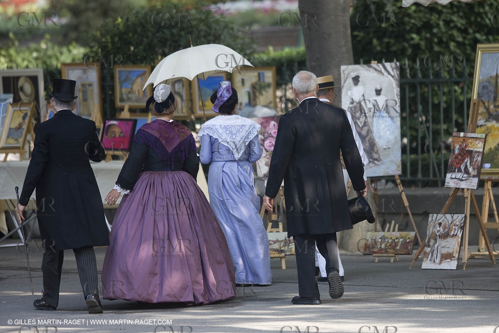 06 07 08 - Arles (FRA, 13) - Traditional costume of Arles fest