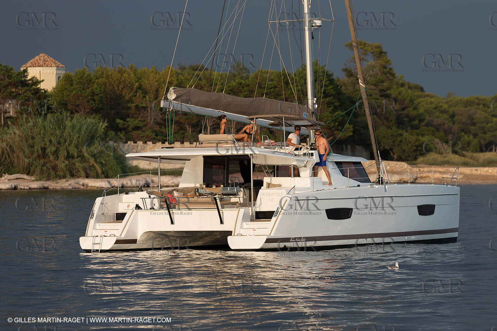 12 09 2016, Cannes (FRA,06), Chantier Fountaine-Pajot, Helia 44