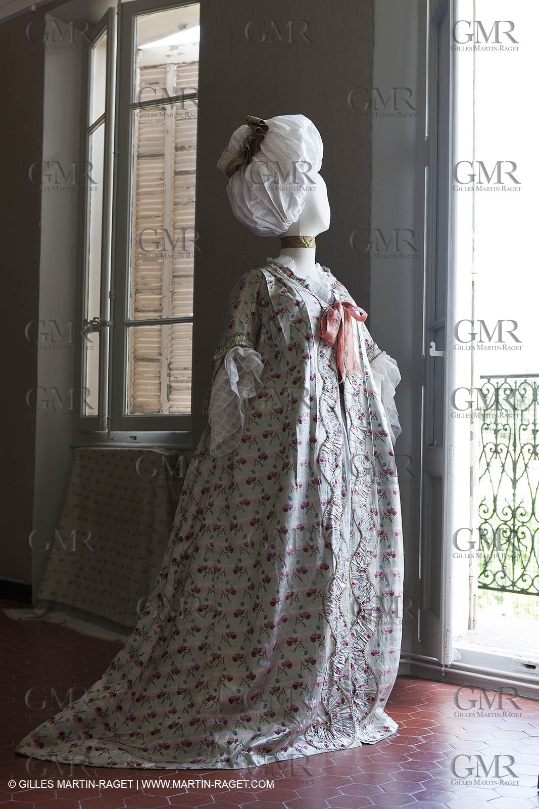 06 07 2012, Toulon (FRA,83), Villa Rozemaine, exhibition 'Fashion Dresses
