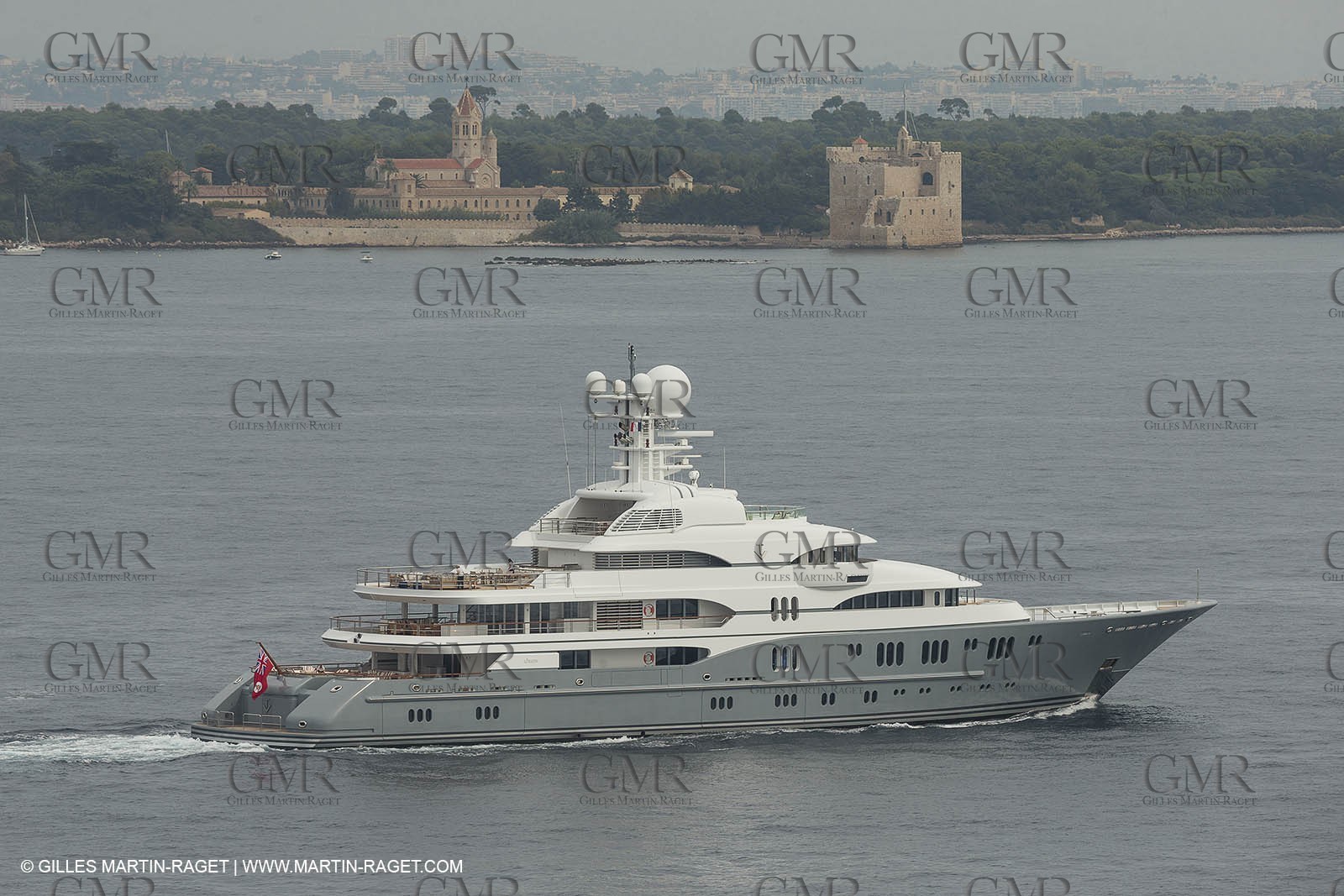 21 09 2014 - Cannes (FRA,83), Motor yacht TV