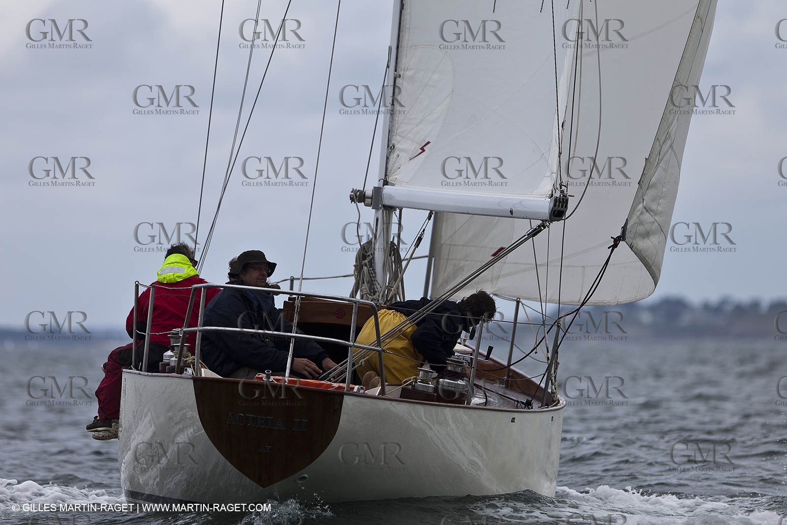 01-05-10 - Le Bono (FRA,56) - Regate Classique -Acteia II - Maica