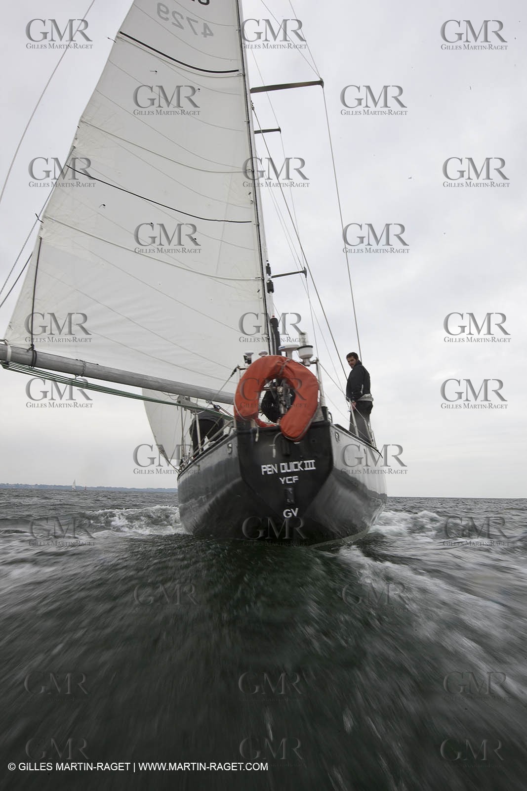 19 05 2010- Lorent- (FRA,56)  -  Pen Duick III