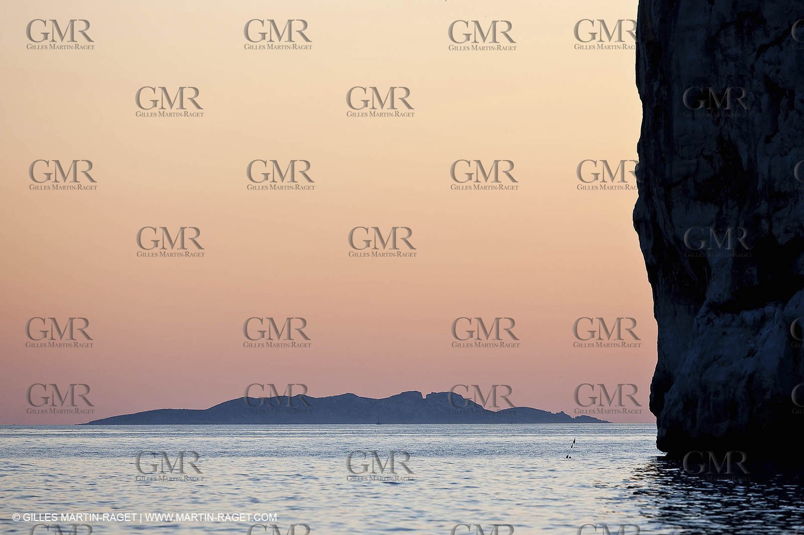 06 05 2009 - Marseille (FRA, 13) - Les Calanques - near Castelviel cliffs bottom