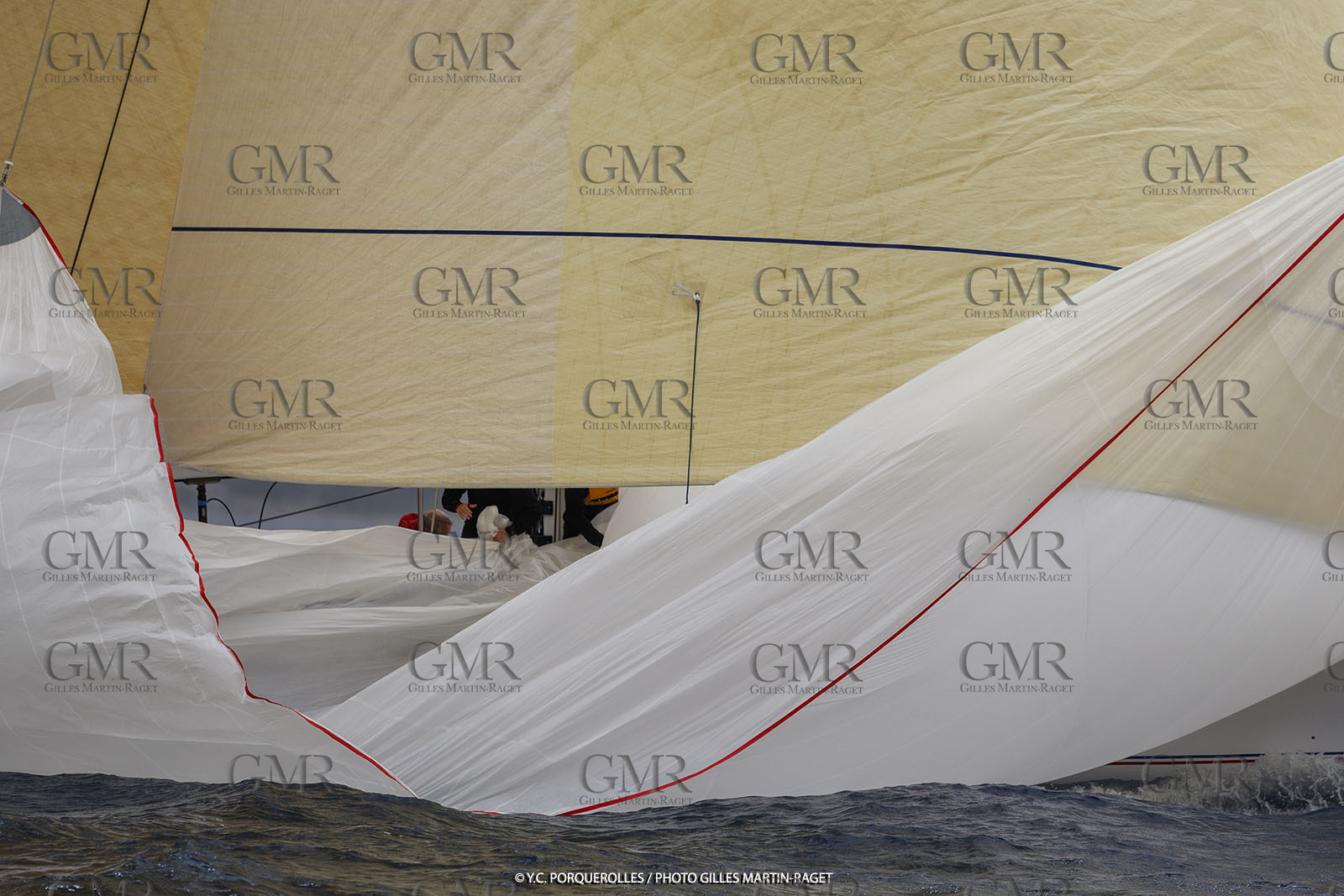 19 06 2024, Porquerolles Island (FRA), Championnat du monde des 12 m JI 2024, Race Day 1