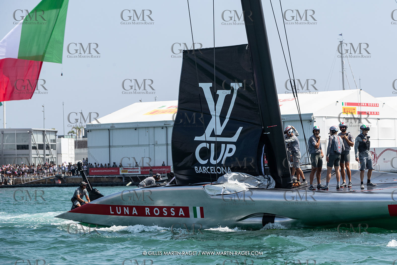 AC37_0823_GMR_2465.jpg