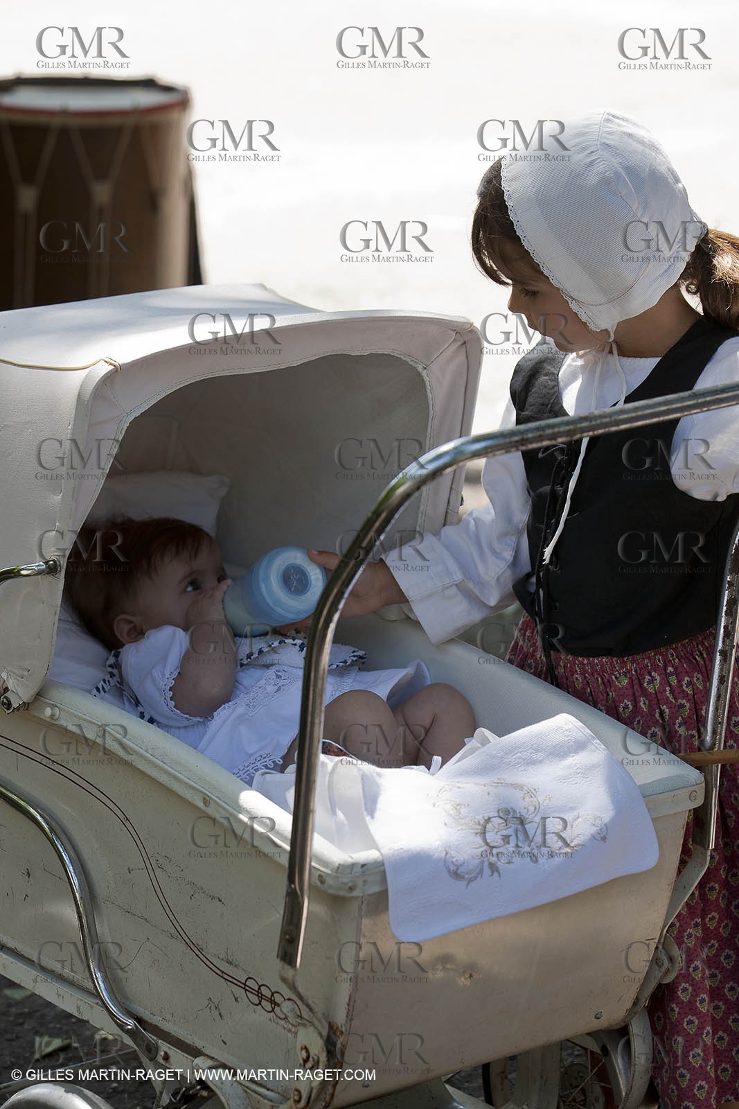 03 07 2011 - Arles (FRA,13) -  2011 Arles Costume celebration
