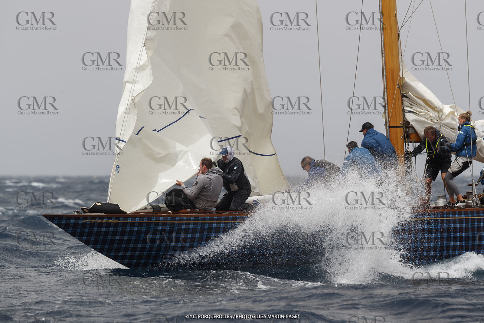 19 06 2024, Porquerolles Island (FRA), Championnat du monde des 12 m JI 2024, Race Day 1