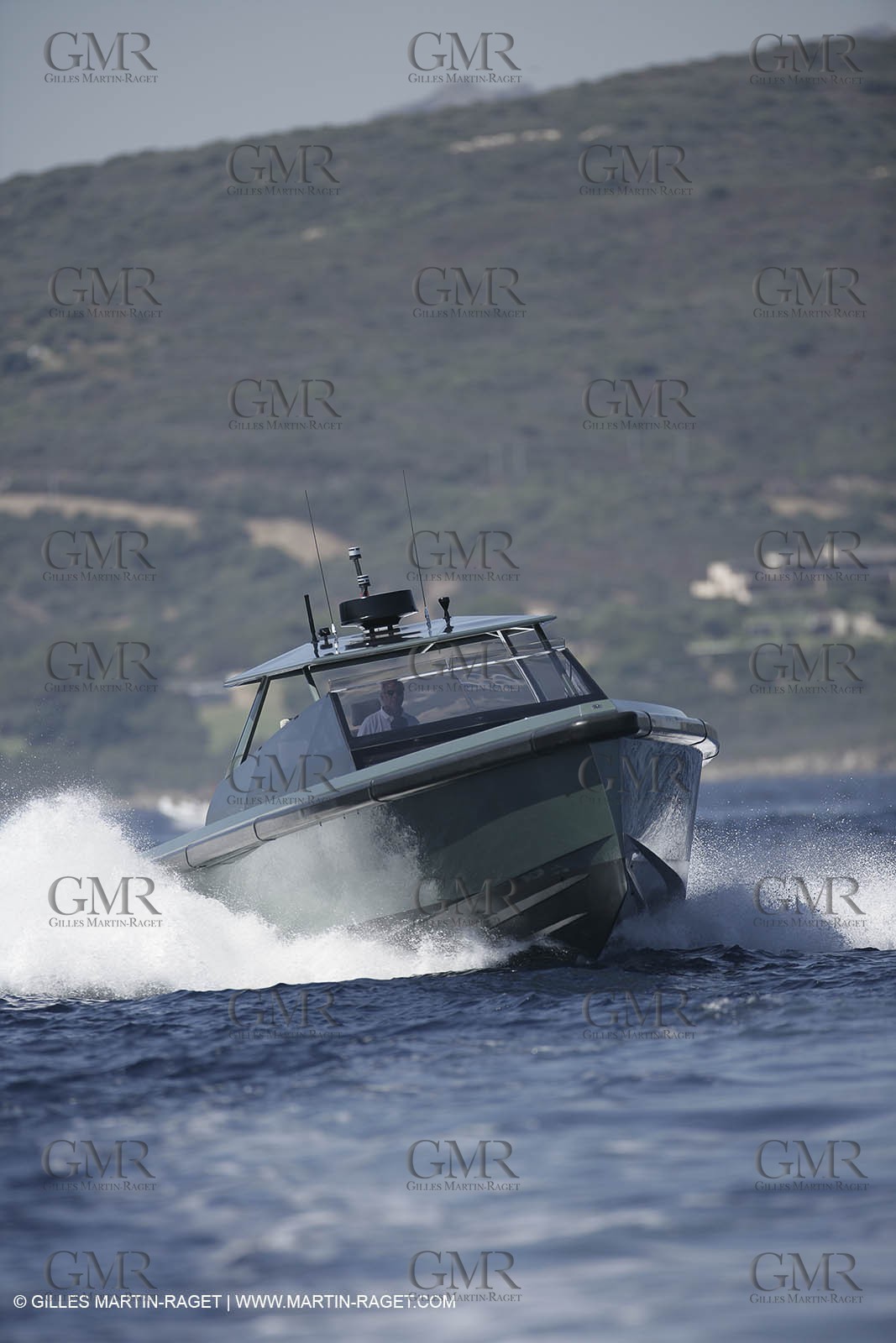 16 07 2007 - Portisco (Italie, Sardaigne) - Wally Power 47, 2007 version