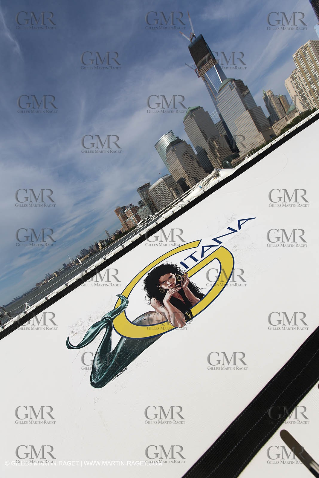 05 07 2012 - New York (USA) - Ocean Krys Race - Speed runs in fornt of NY city