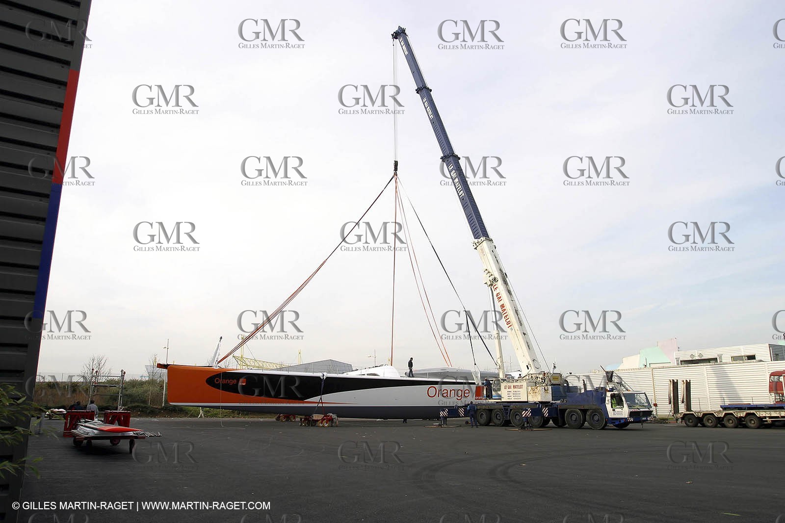 Vannes - Multiplast Boatyard - Orange II 1st going in the water