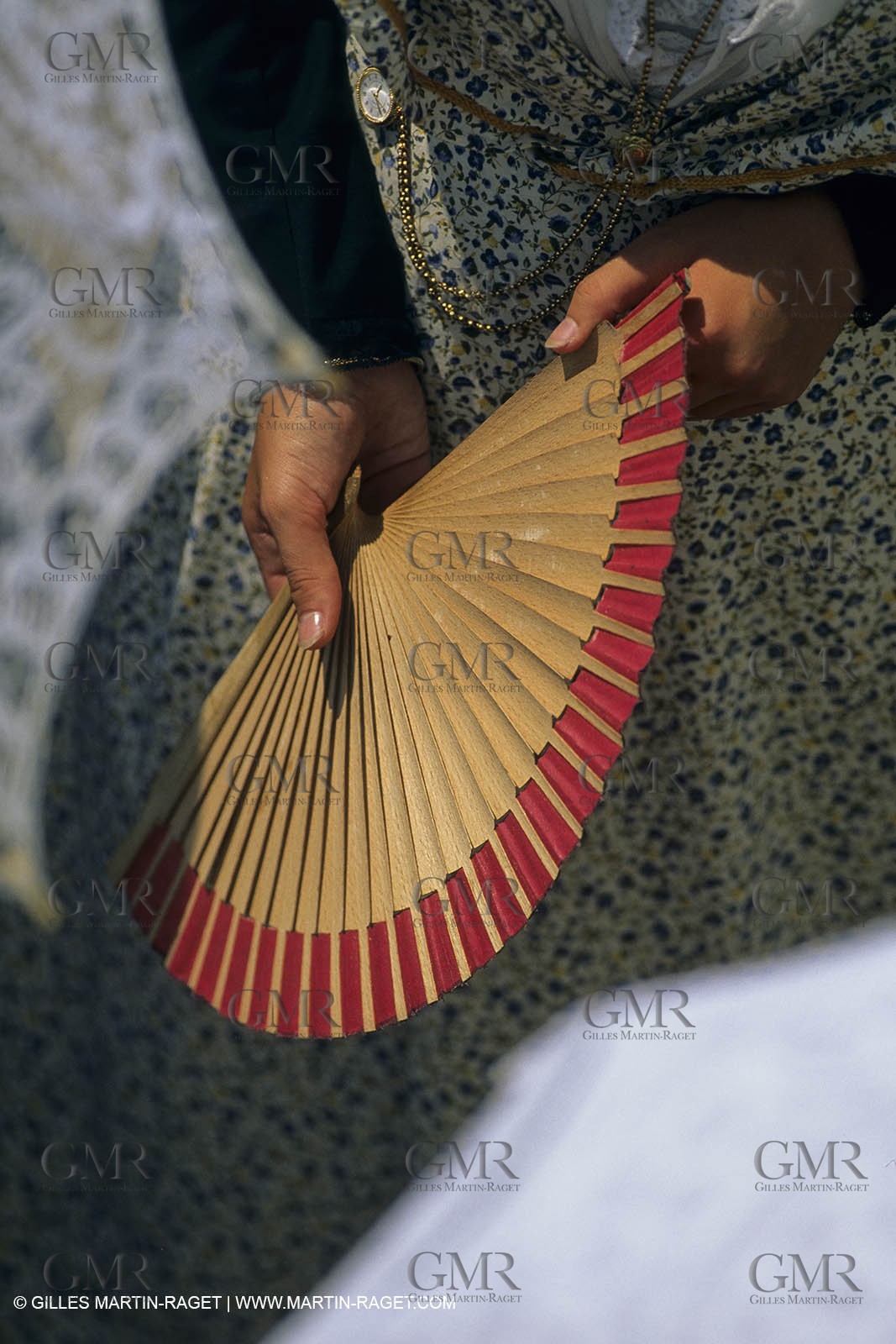 Arles (FRA,13) - Costume from Arles Fest