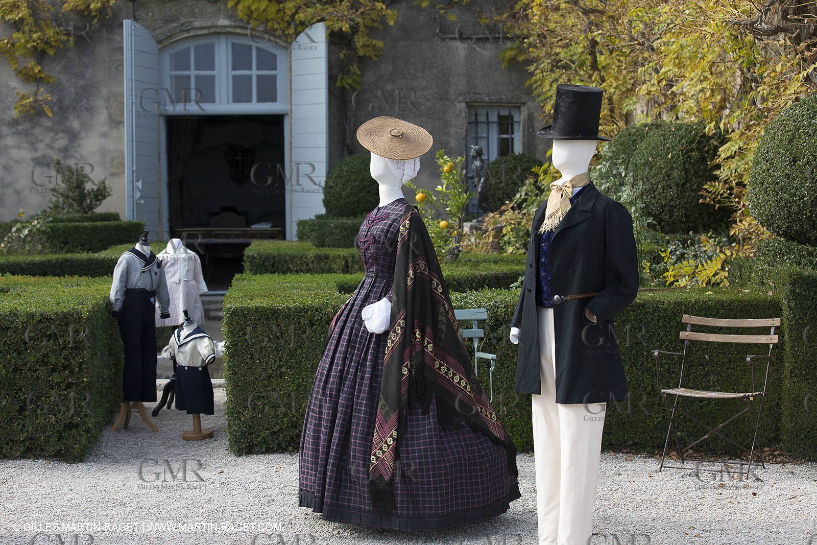 31 10 2013 - Ansouis (FRA,84) - Ansouis castle - Costumes of the exhibit Men costumes