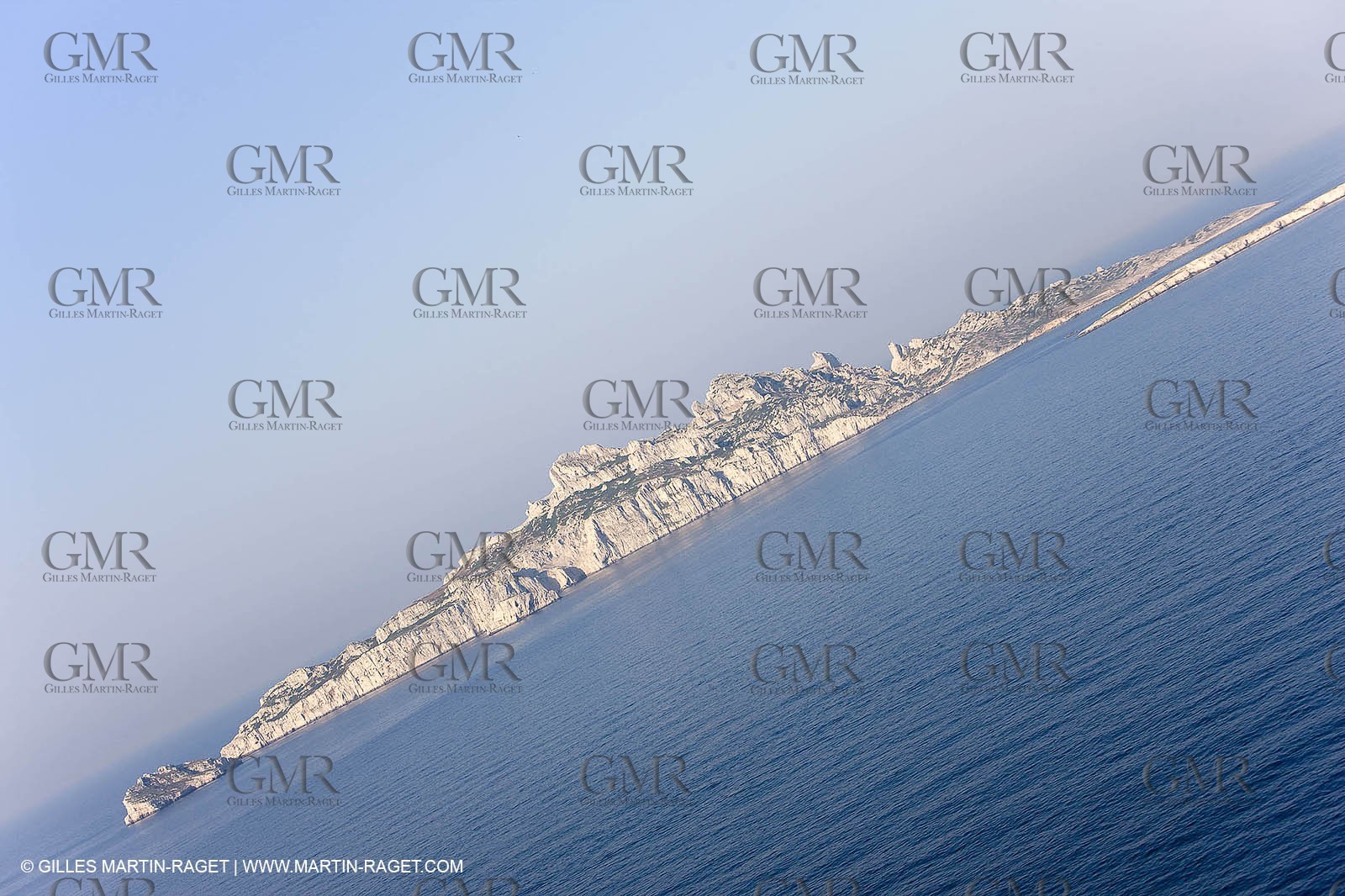 20 06 2008 - Marseille (FRA, 13) - Cruising among the local islands and creeks - Riou